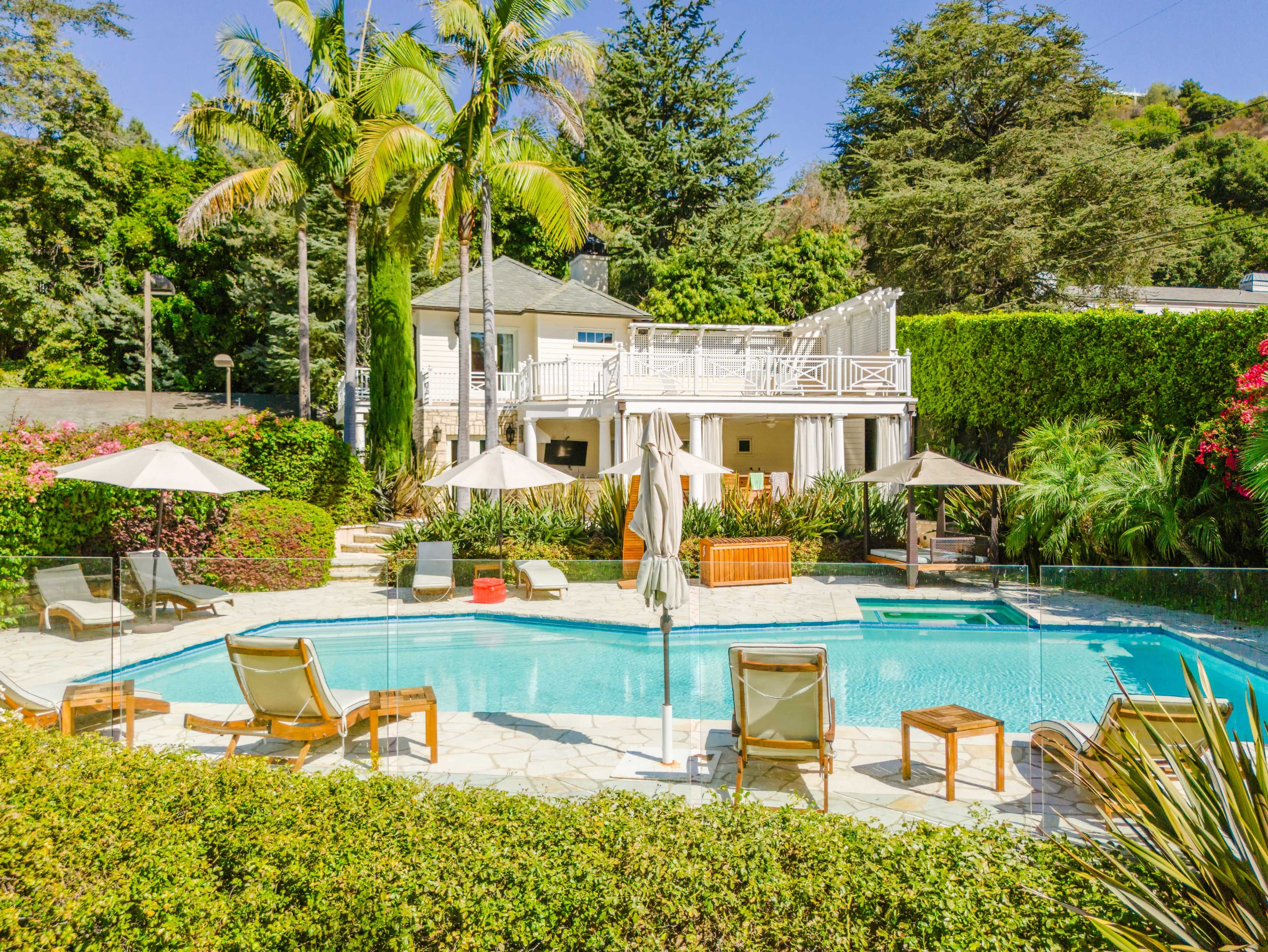 TENNIS COURT DREAMS: HOLLYWOOD HILLS ESTATE Image in Beverly Crest, Beverly Hills, CA