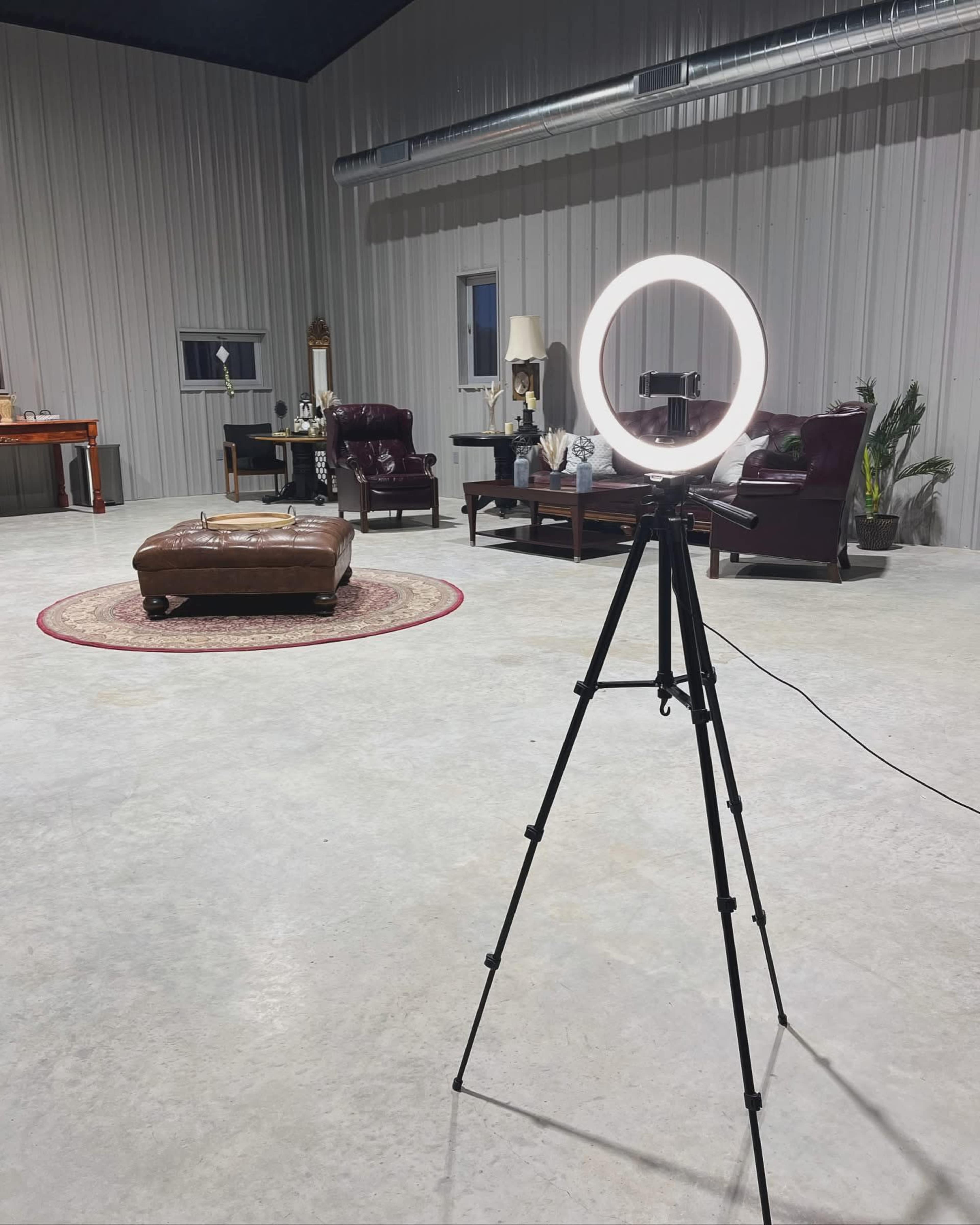 Unique event space with classic antiques Image in Decatur, decatur, TX