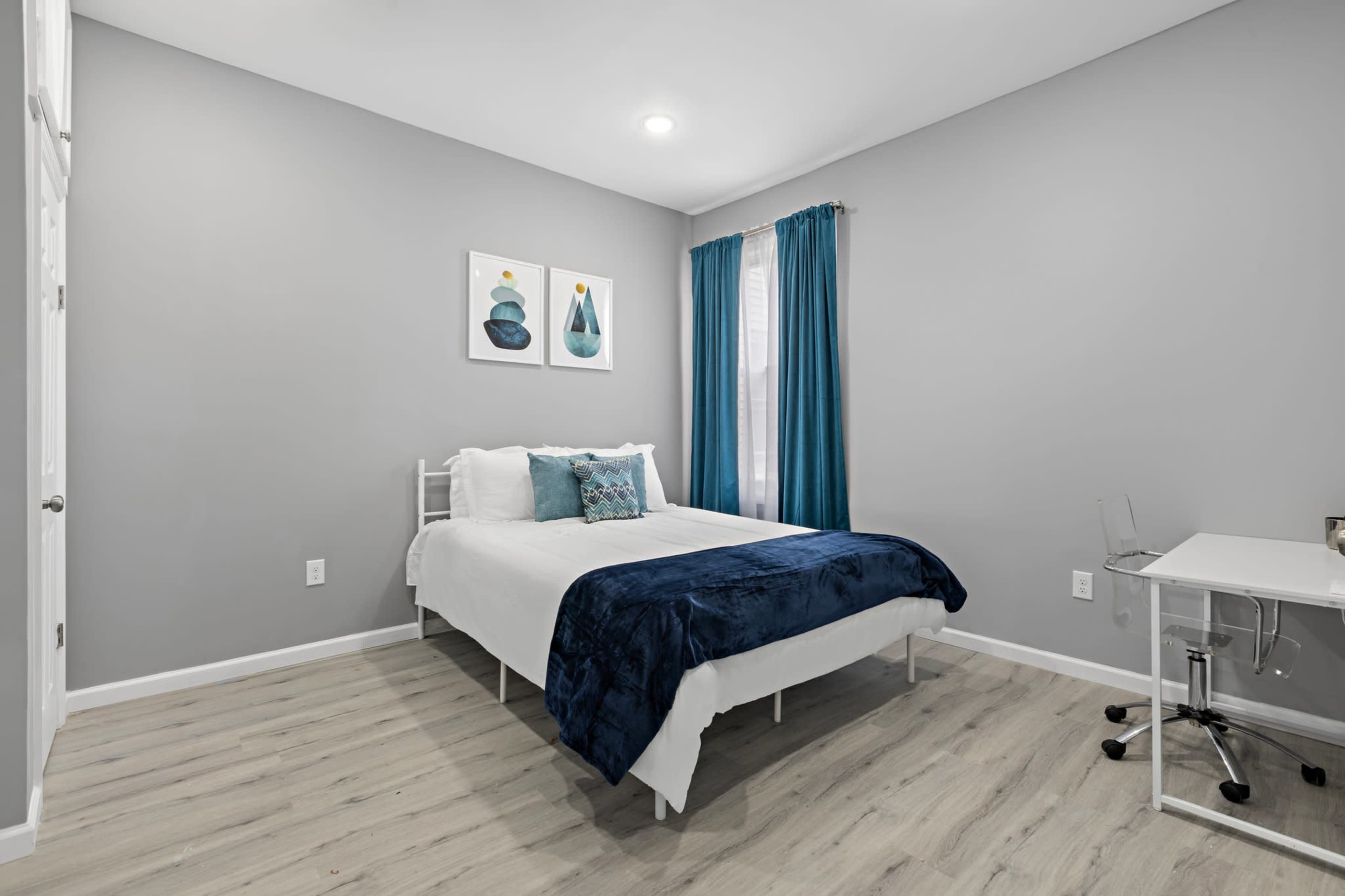 Modern Urban Cozy 5 Bedroom Home Image in Greenville, JERSEY CITY, NJ