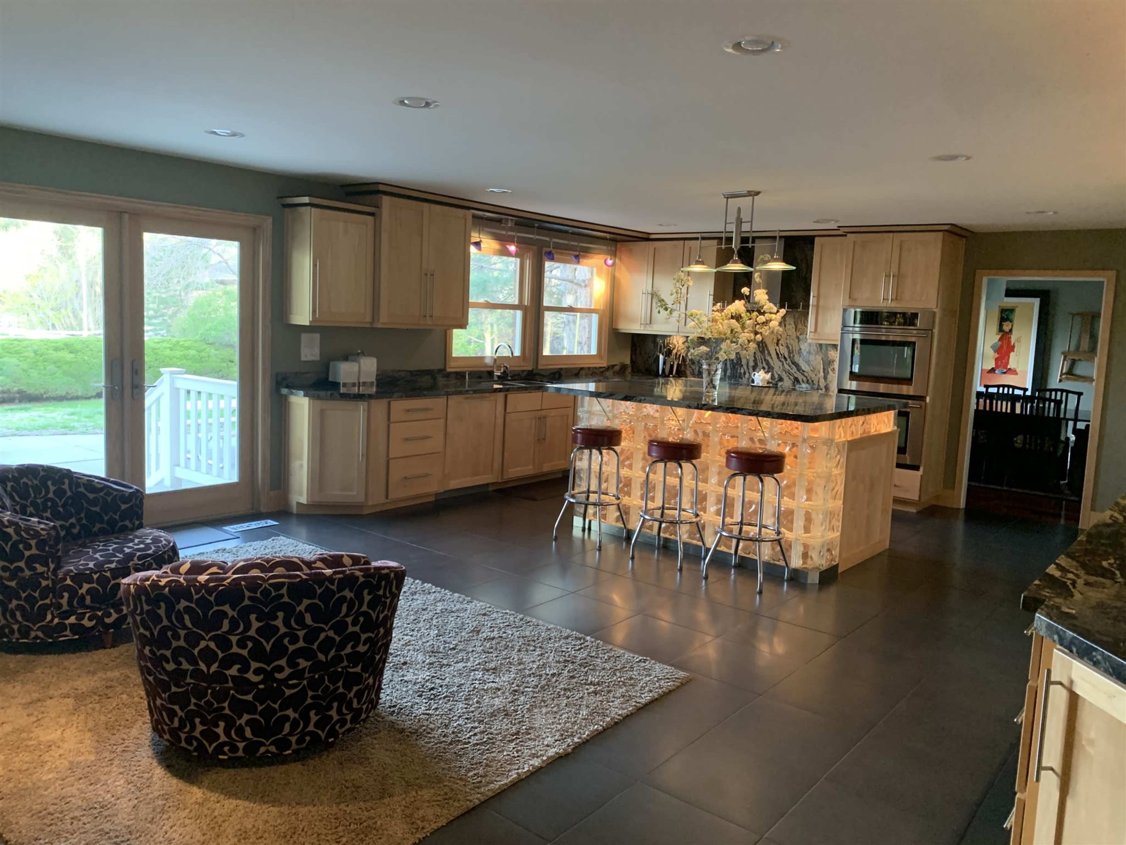 Farmhouse, modern home, with large property suburban area. Image in West Jordan, West Jordan, UT
