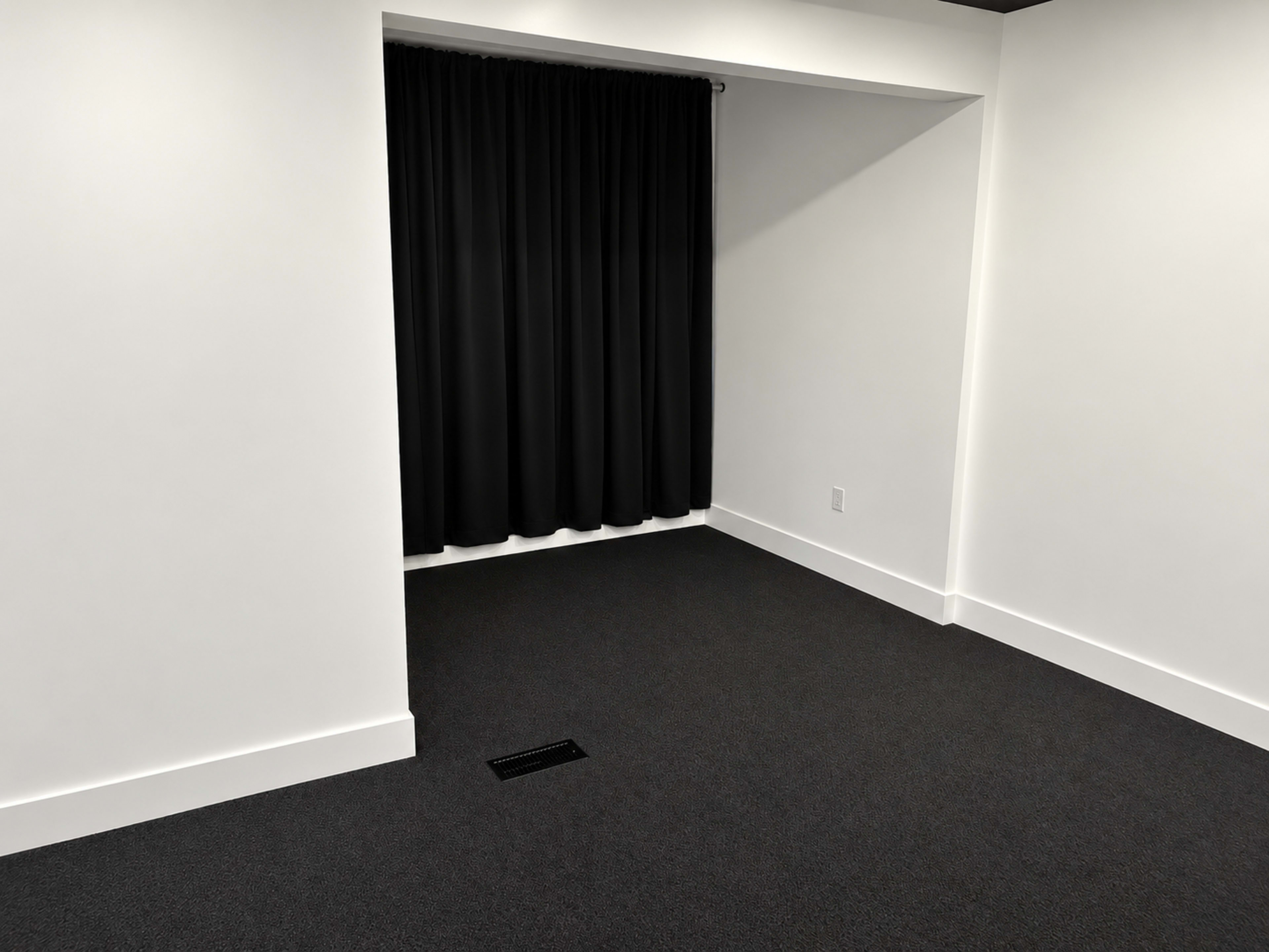 Fort Langley Modern Studio Image in Fort Langley, Fort Langley, BC