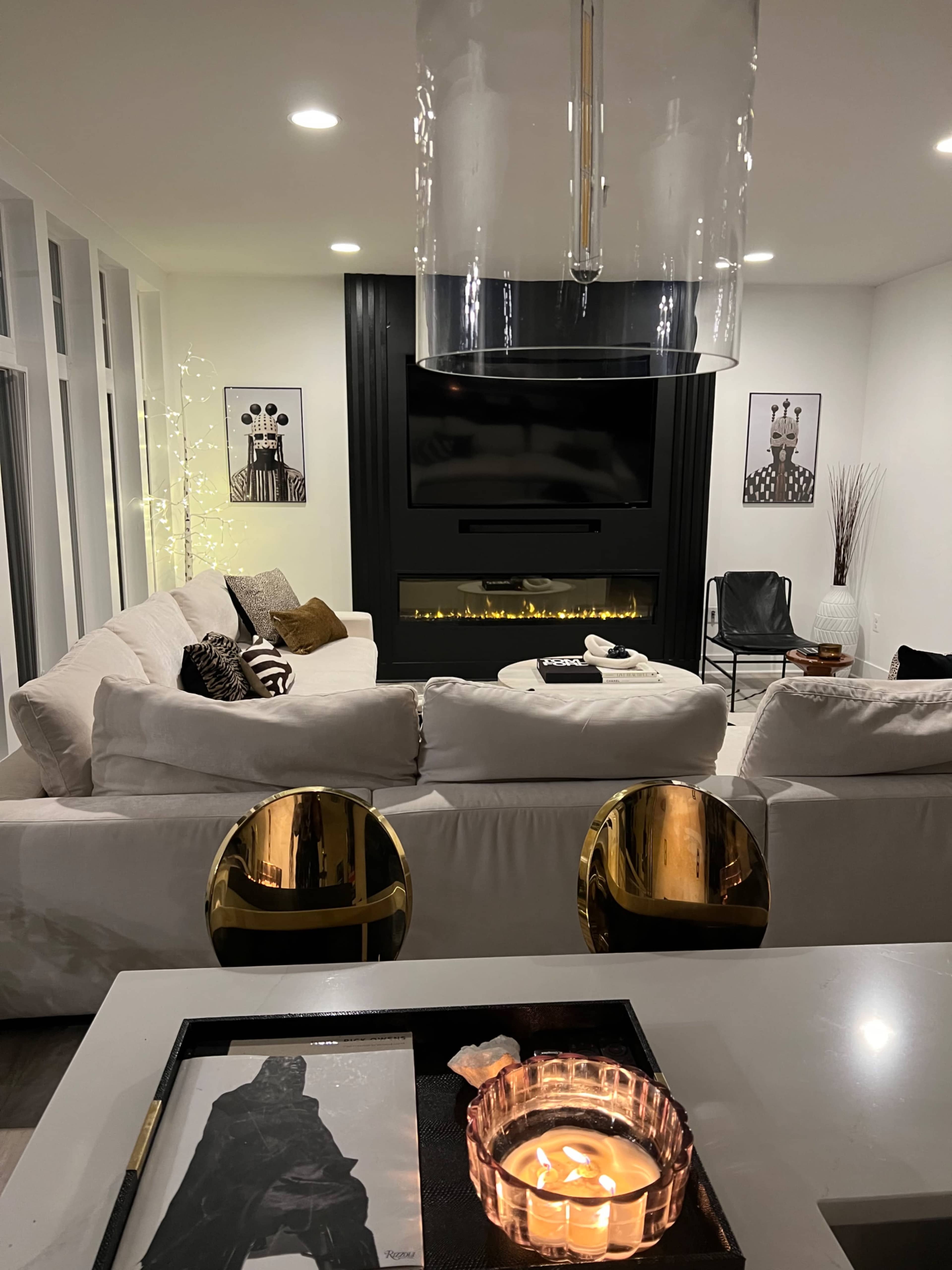 Luxury Lounge Space Image in , Odenton, MD