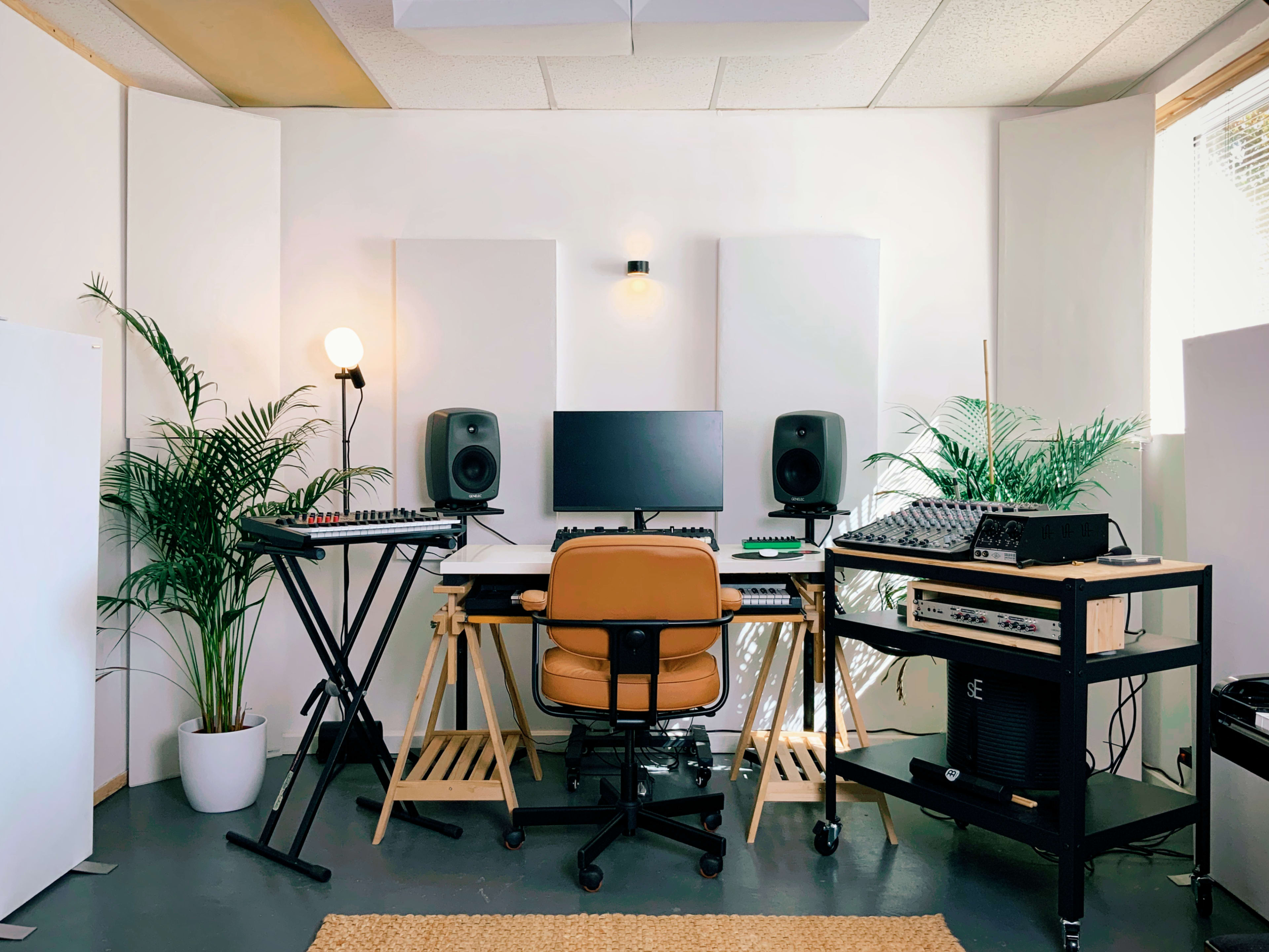 Minimalist Recording Studio Space in the Countryside Image in Higham on the Hill, NUNEATON, ENG