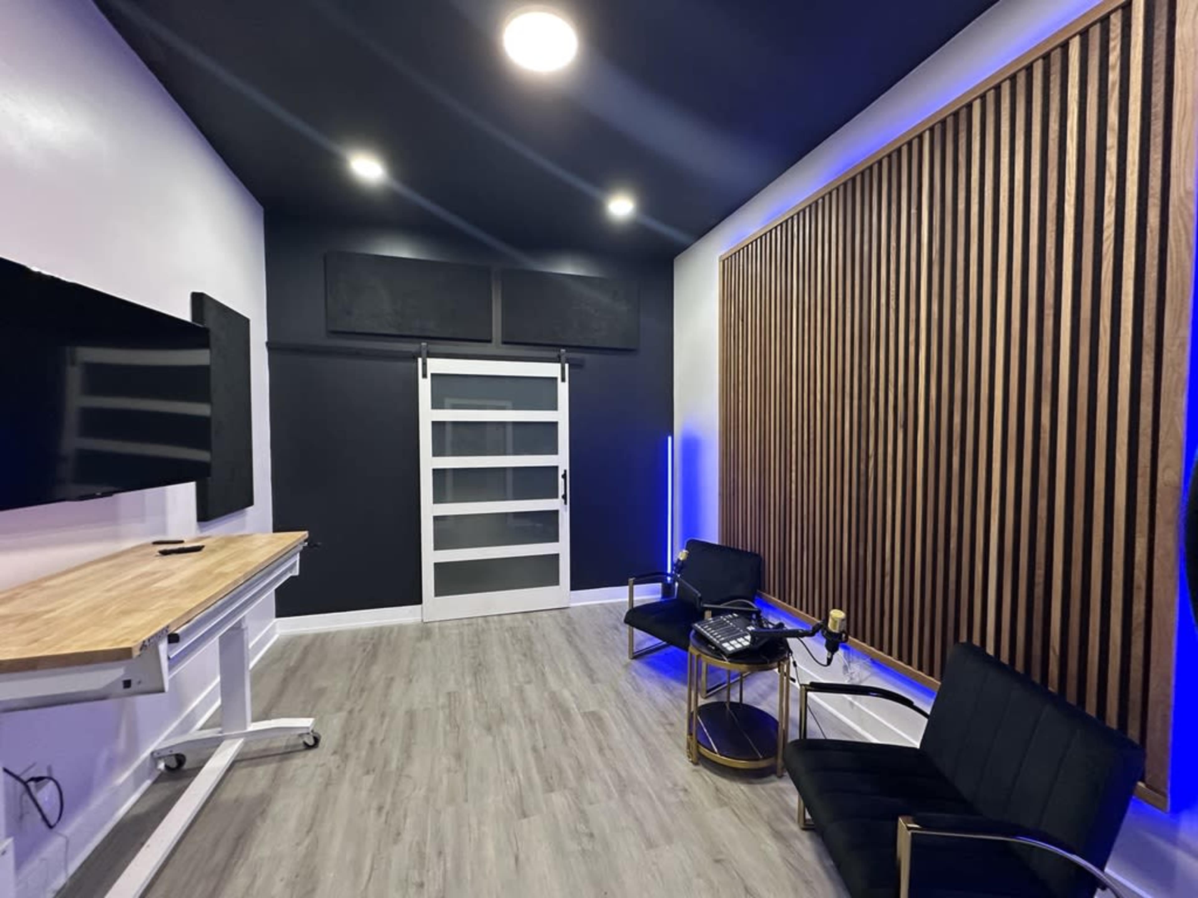 Studio-Ready Podcast & Vocal Recording Room in AT Image in South Fulton, Atlanta, GA