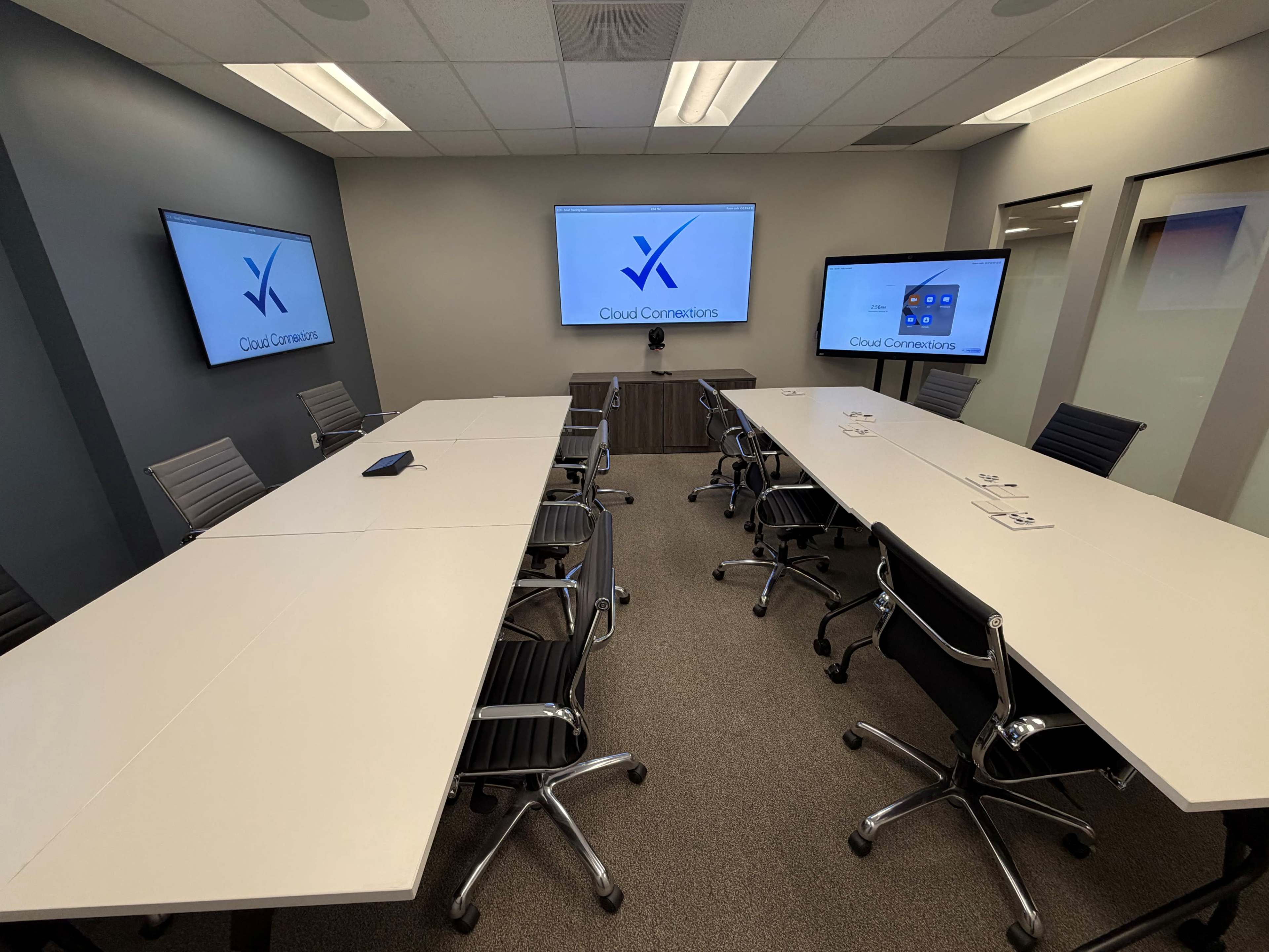 DTC - Small to Medium Connected Space - Trainings, Meetings, Webinars Image in Inverness, Englewood, CO