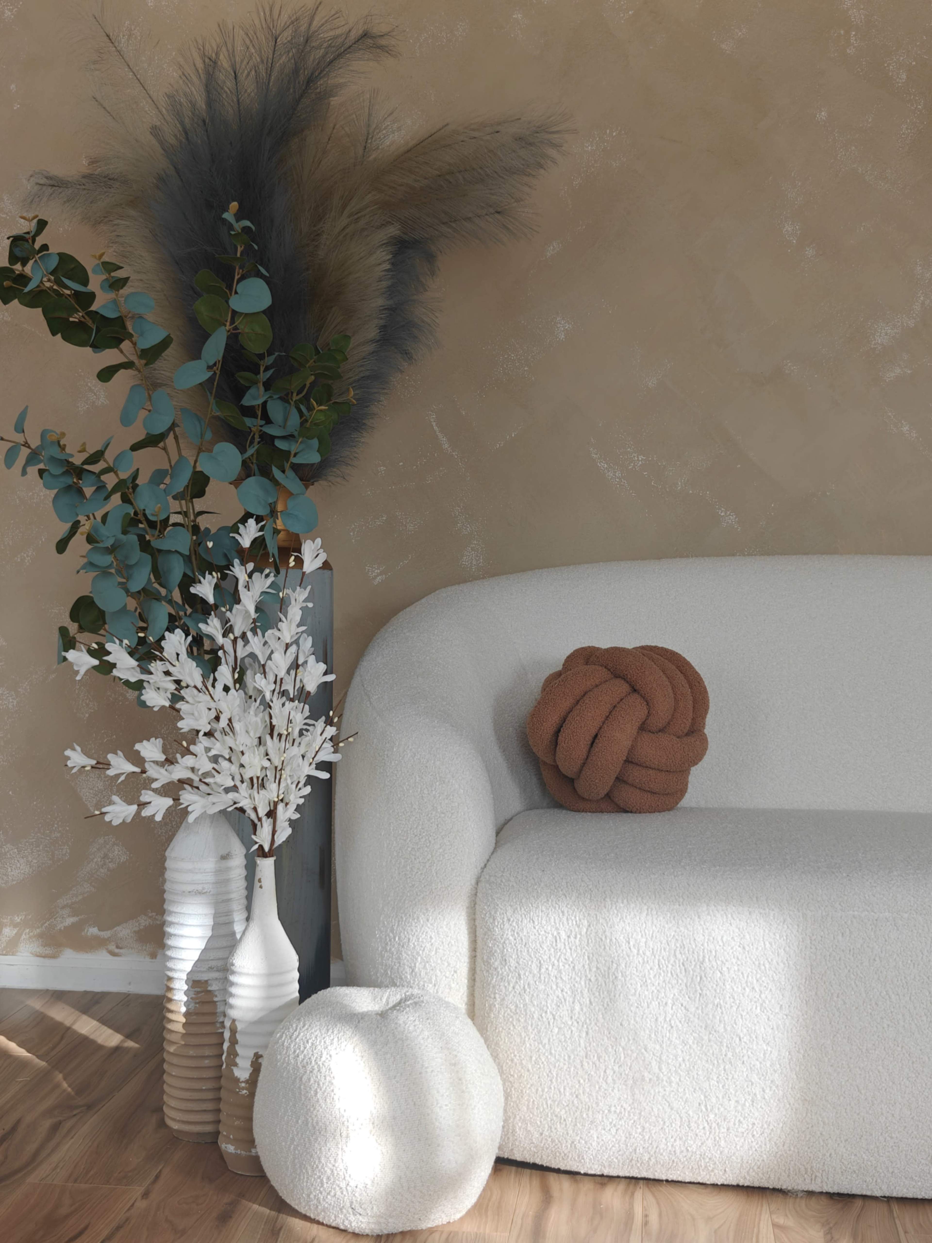 Beautiful Boho Suite with a lot of natural light and Studio style room with white backdrop Image in Winfield Township, Winfield, IL