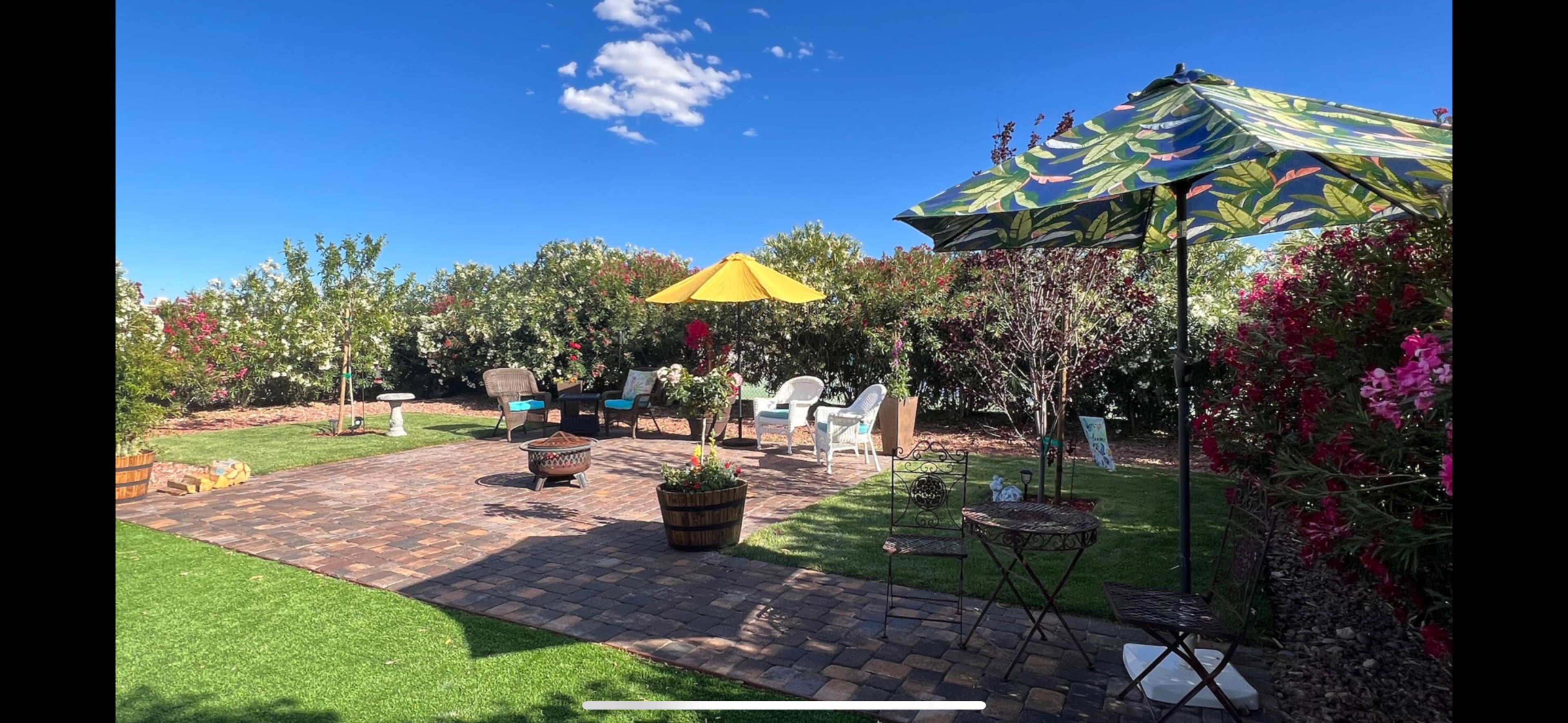 Relaxing Meeting Space with tennis & pickleball court Image in Enterprise, Las Vegas, NV
