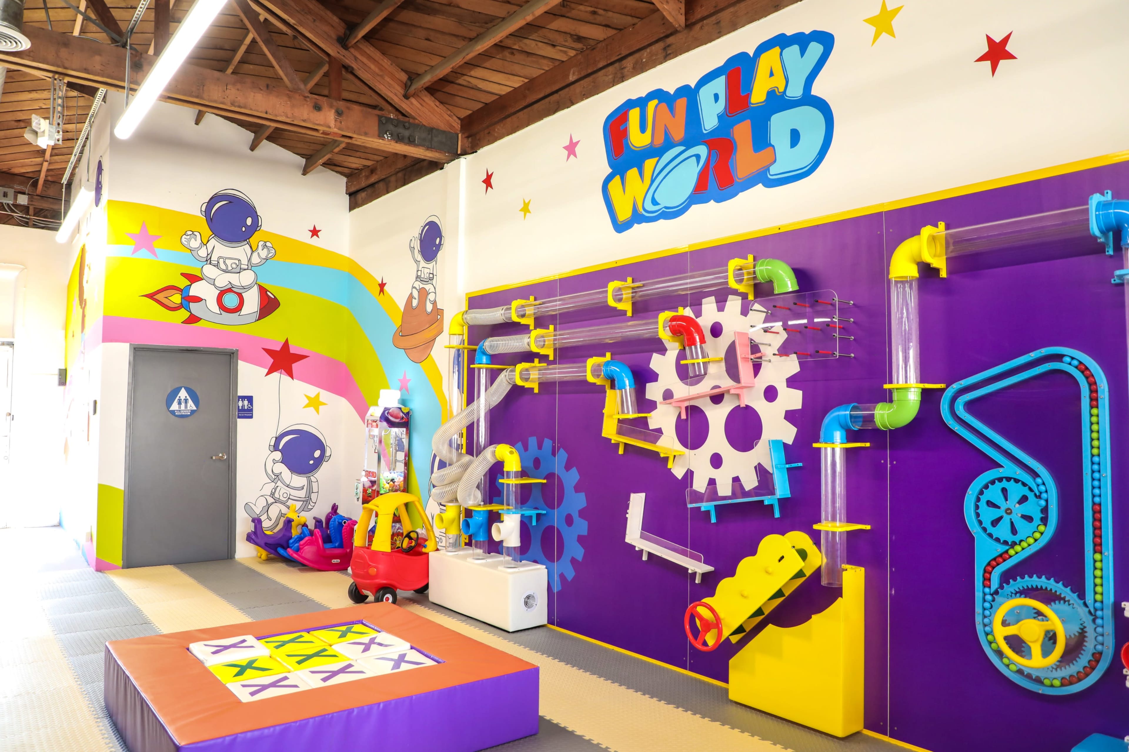Fun Play World Kids Indoor Playground Image in Cheviot Hills, Los Angeles, CA