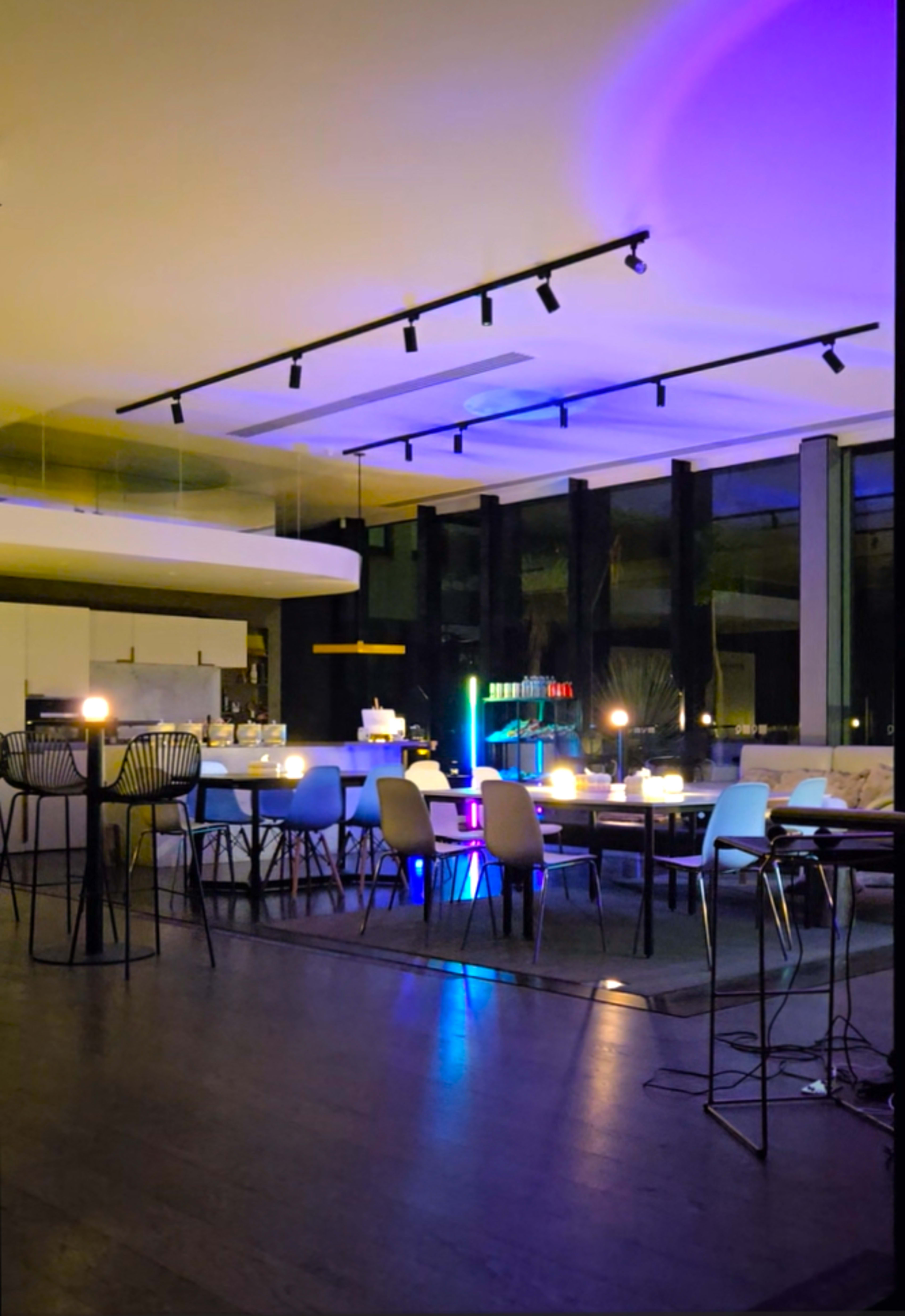 Top-tier party/event venue in Melbourne CBD – 250㎡ luxurious space with KTV available for hourly rental! Image in Melbourne CBD, Melbourne, VIC