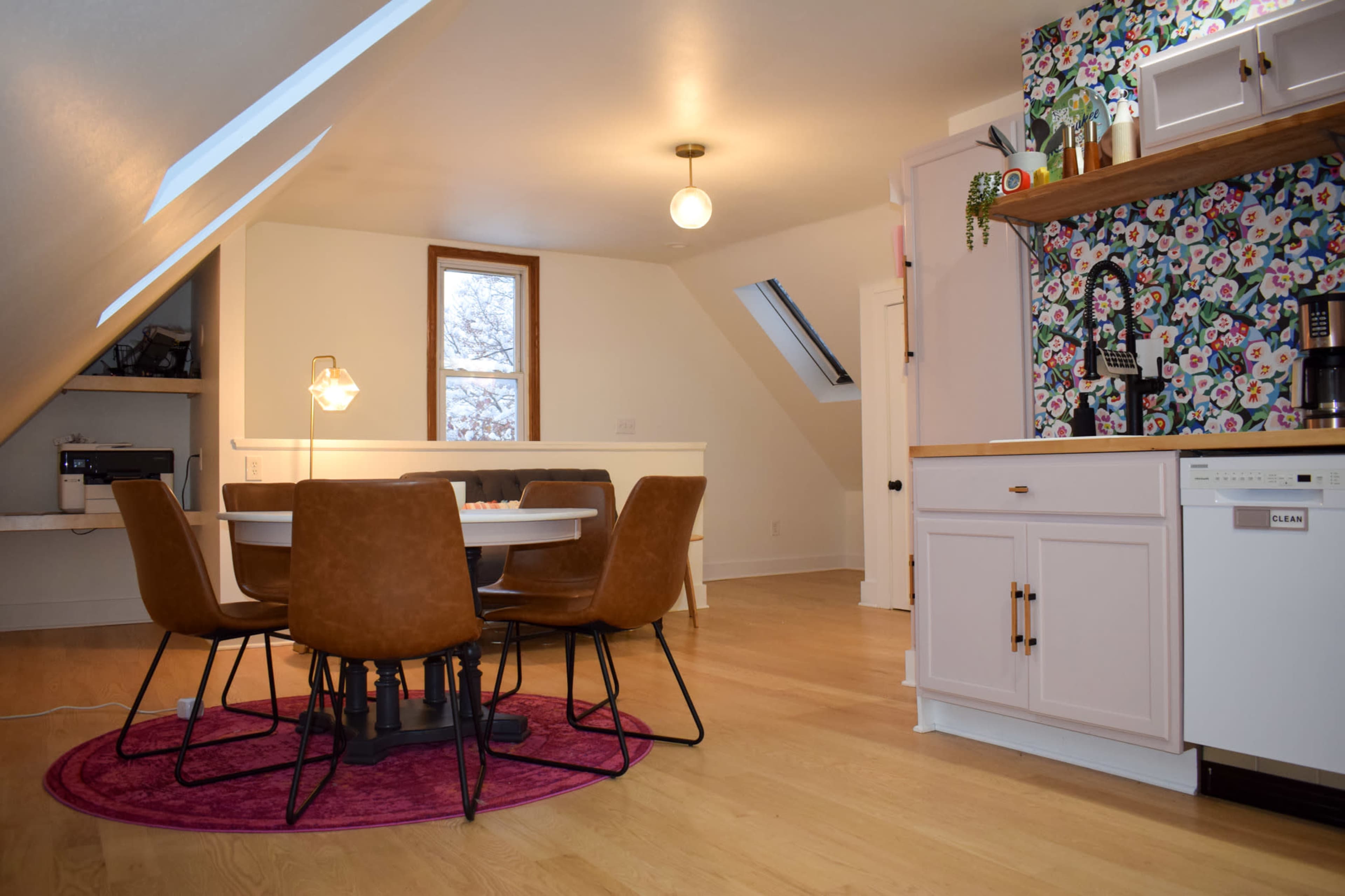 Sunny Creative Workspace for Team Meetings, Retreats and Breakout-heavy Days Image in Bay View, Milwaukee, WI