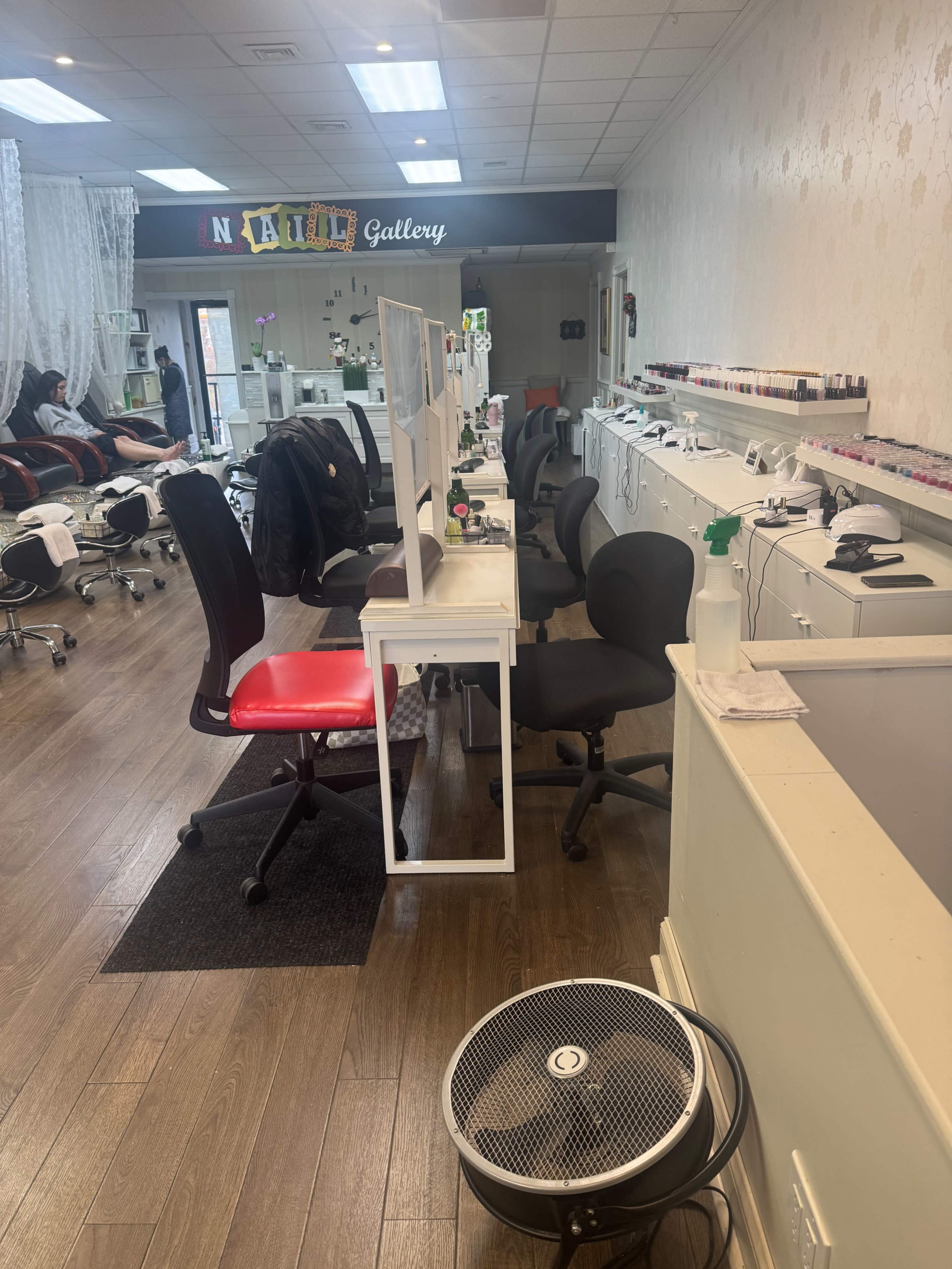 Luxury Boutique Nail Salon with Professional Staff & Natural Light For Events Image in West Hartford, West Hartford, CT