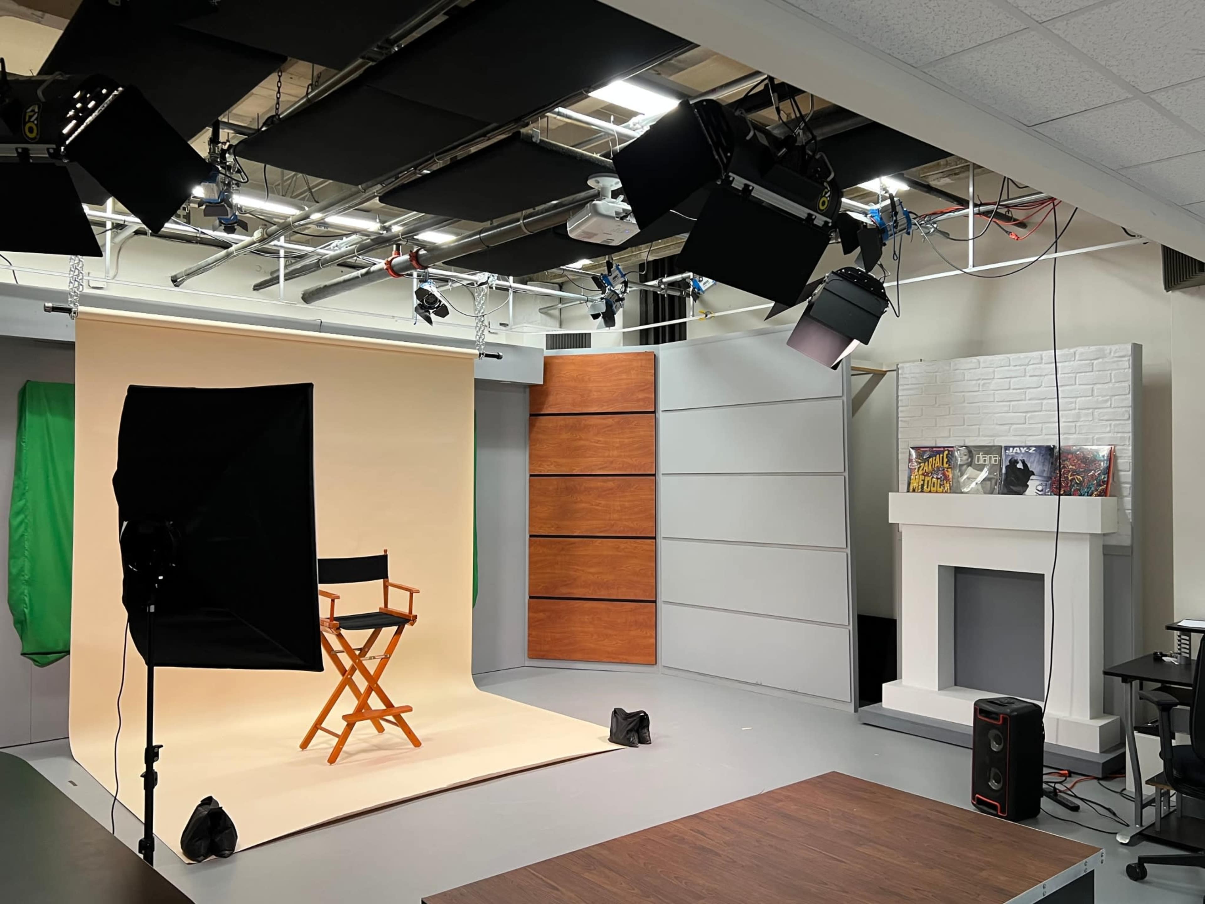 Professional Photo & Video Space In Prime Location Image in Beverly, Beverly, MA