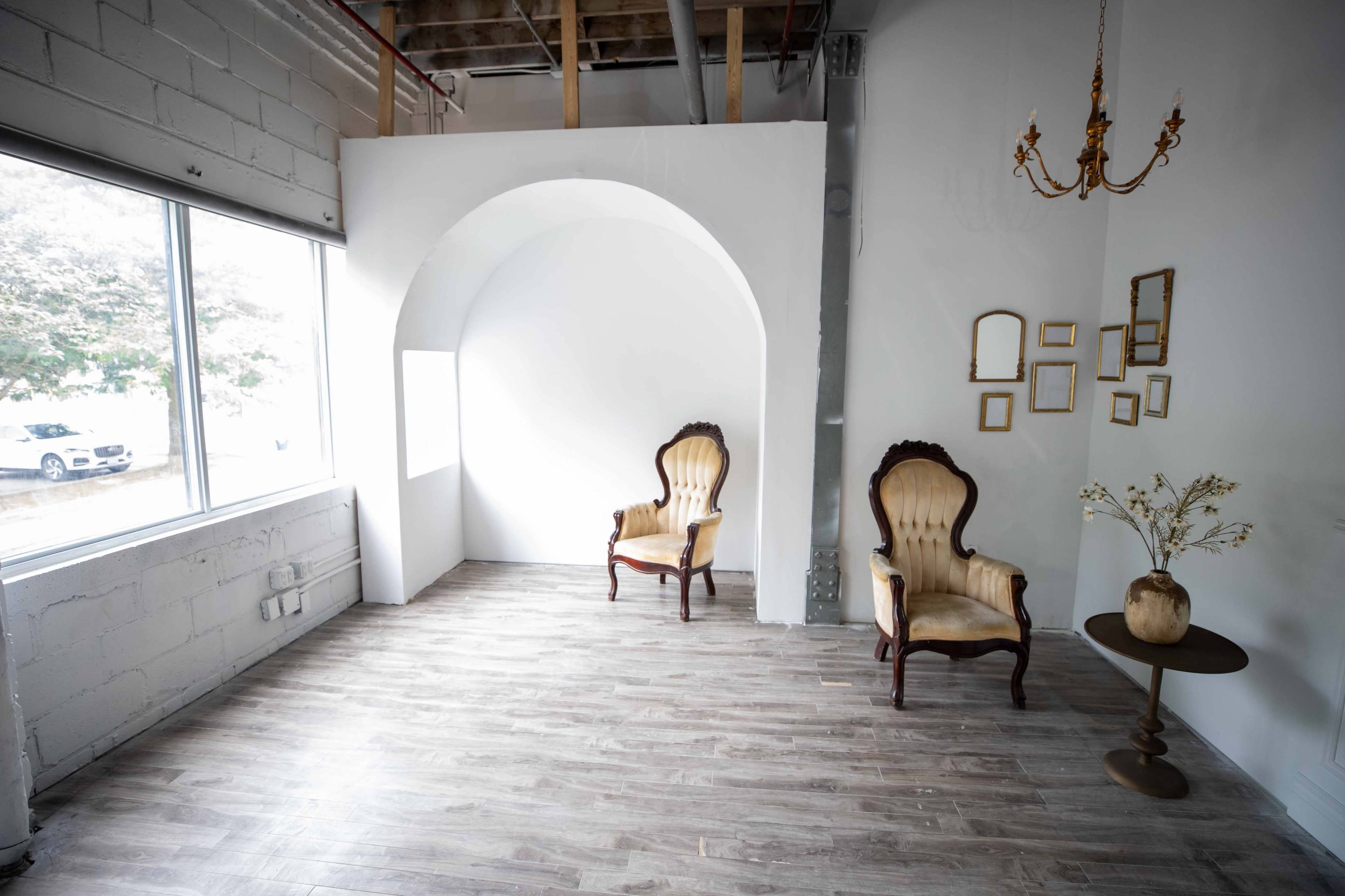 Queen West Studio Image in Niagara, Toronto, ON