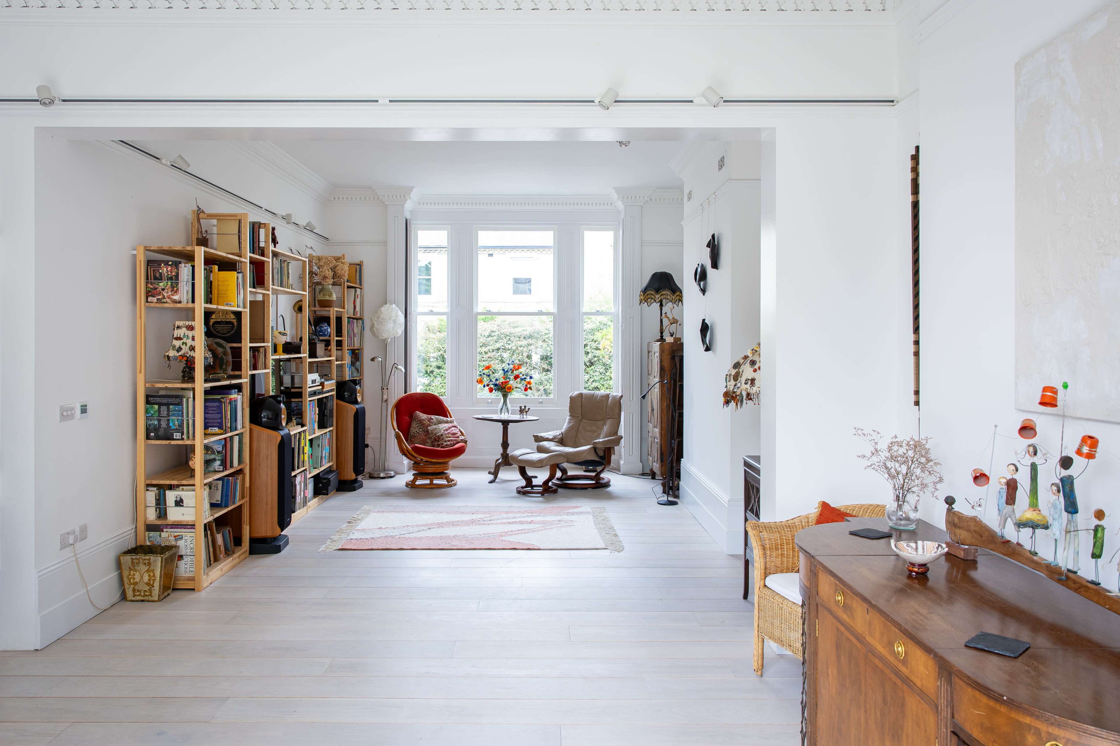 Elegant and light filled, architect designed, conversion of Victorian villa. Image in Highgate, London, ENG