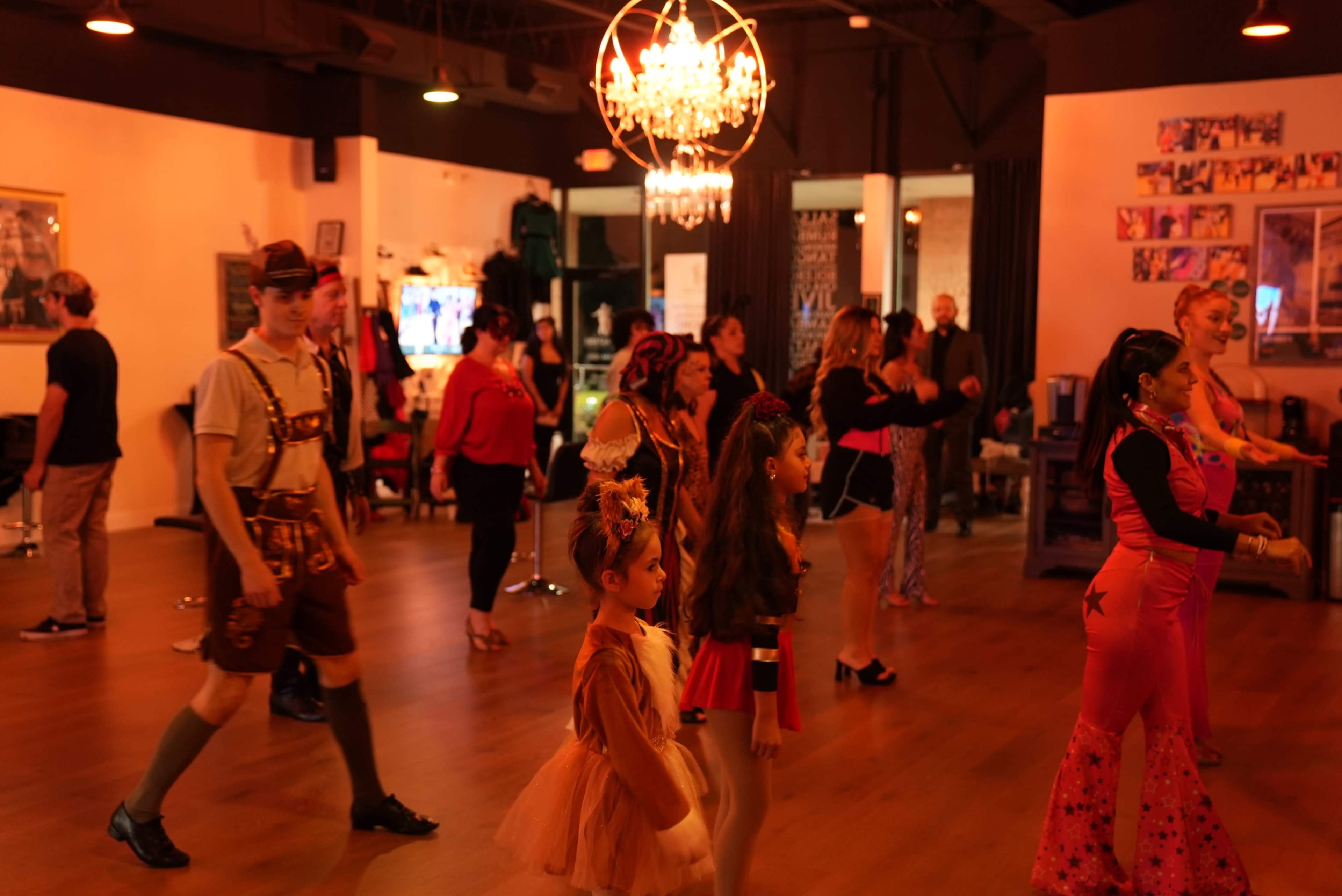 Stylish Dance Studio Space for Events, Photoshoots & Video Shoots and More Image in Robertsville, Englishtown, NJ