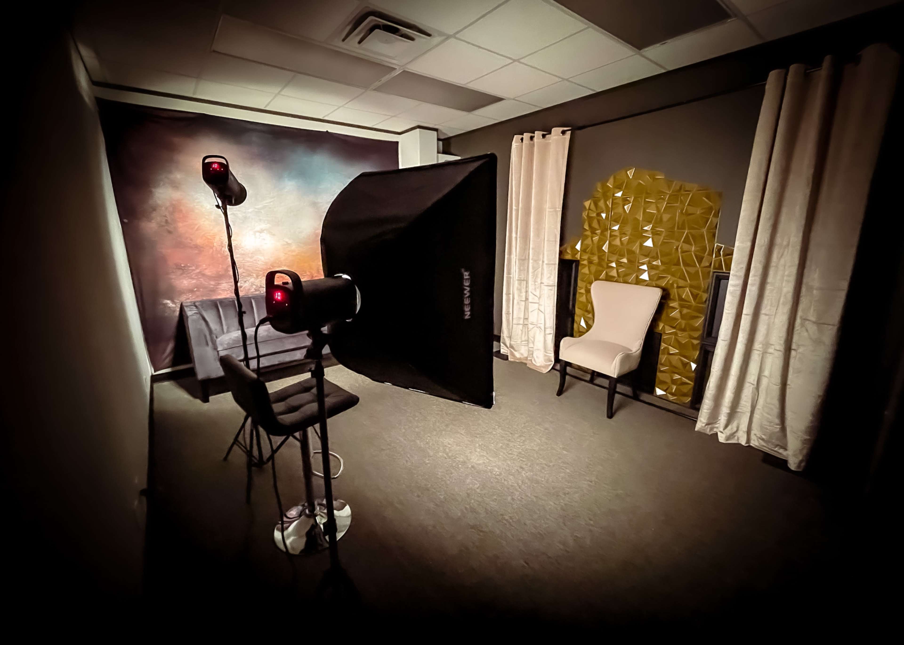 The Lab Houston | Studio A: Gallery Level Portrait Space with Upscale ...