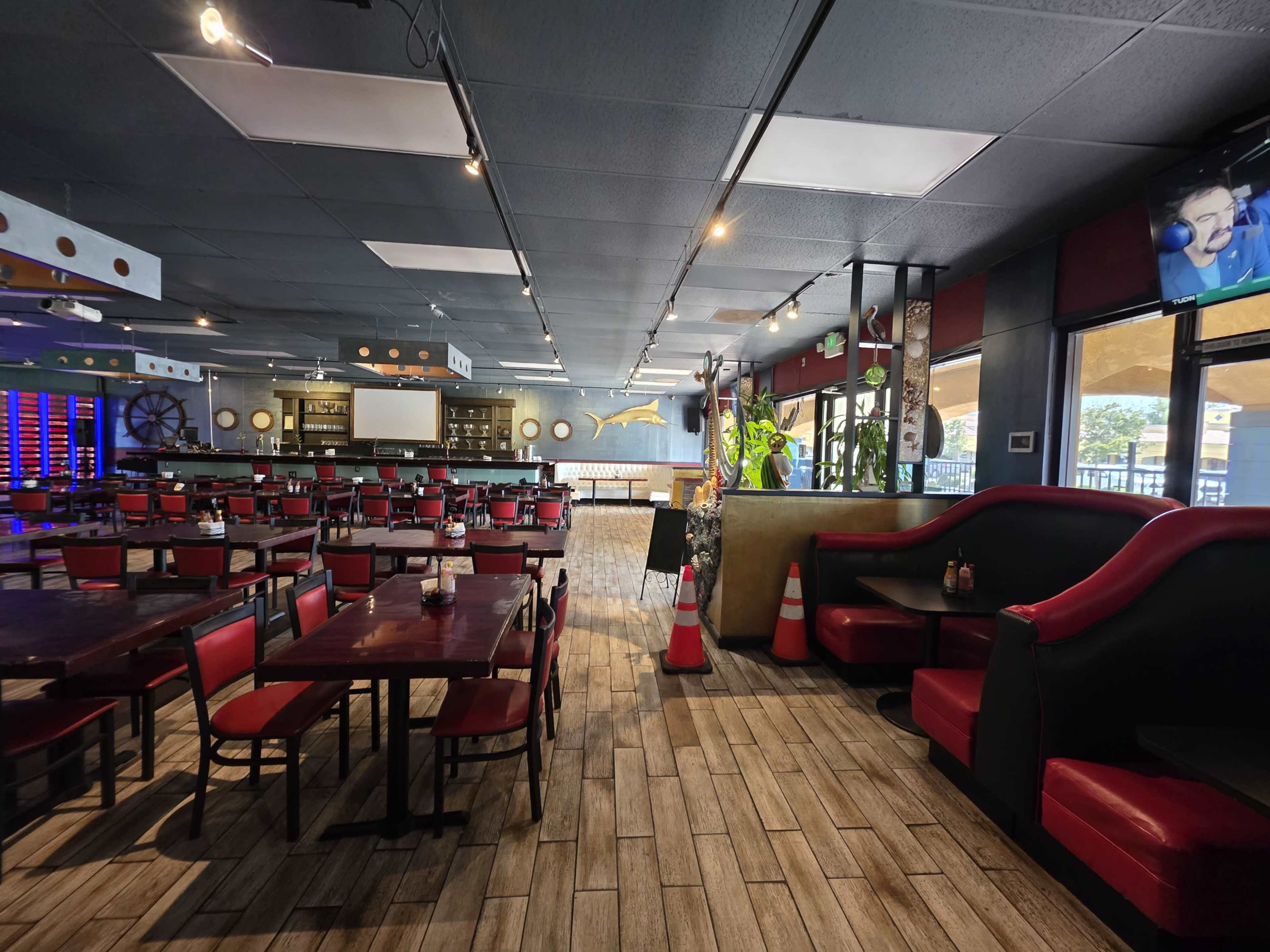 Mazatlan Style Seafood Restaurant   ,with Stage , big Bar  Nice Sound ,tv's  nice Lightning   we can turn it on to a Night club as well ... Image in Palmdale, Palmdale, CA