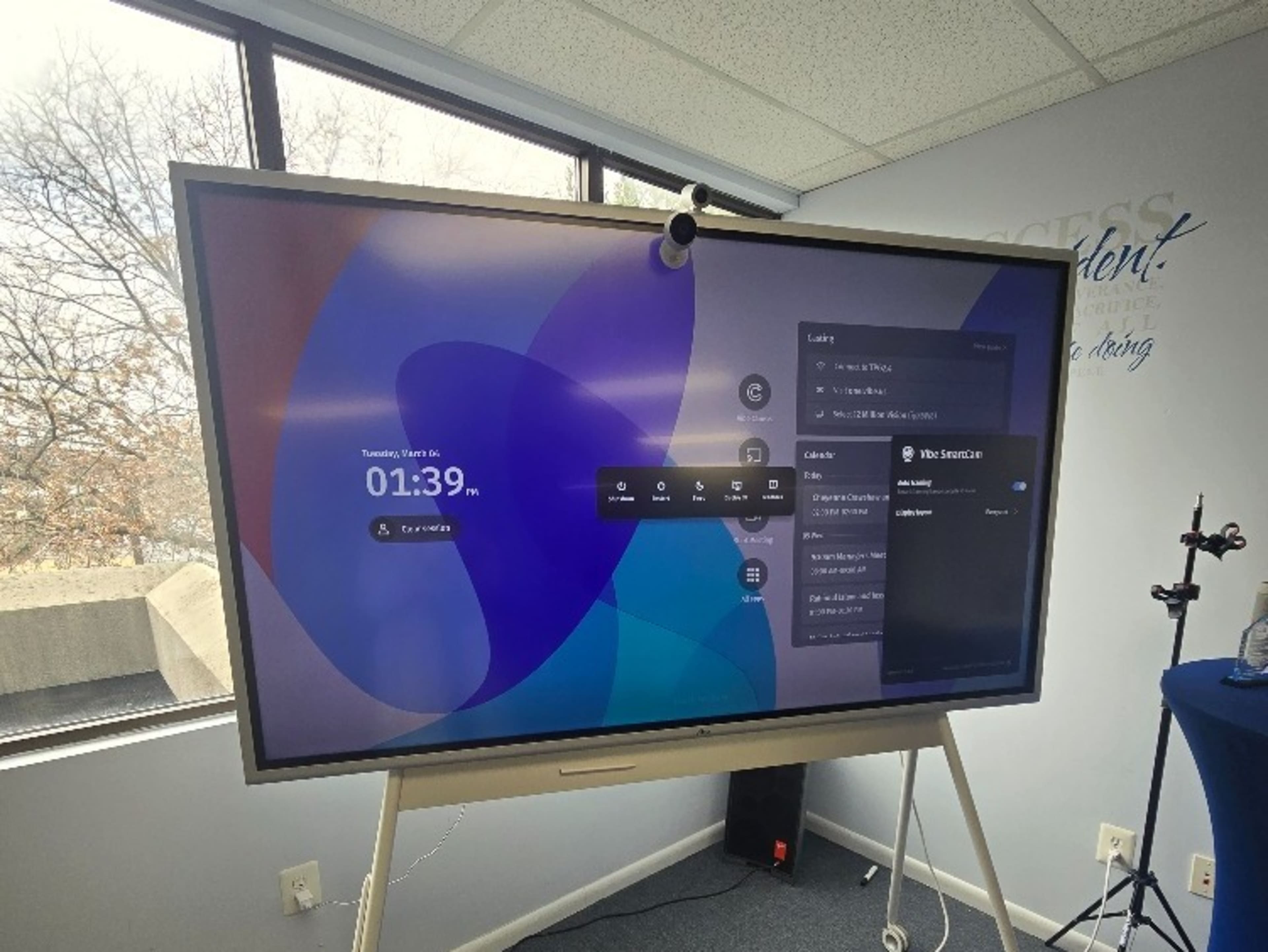 Vibe Smart Board 