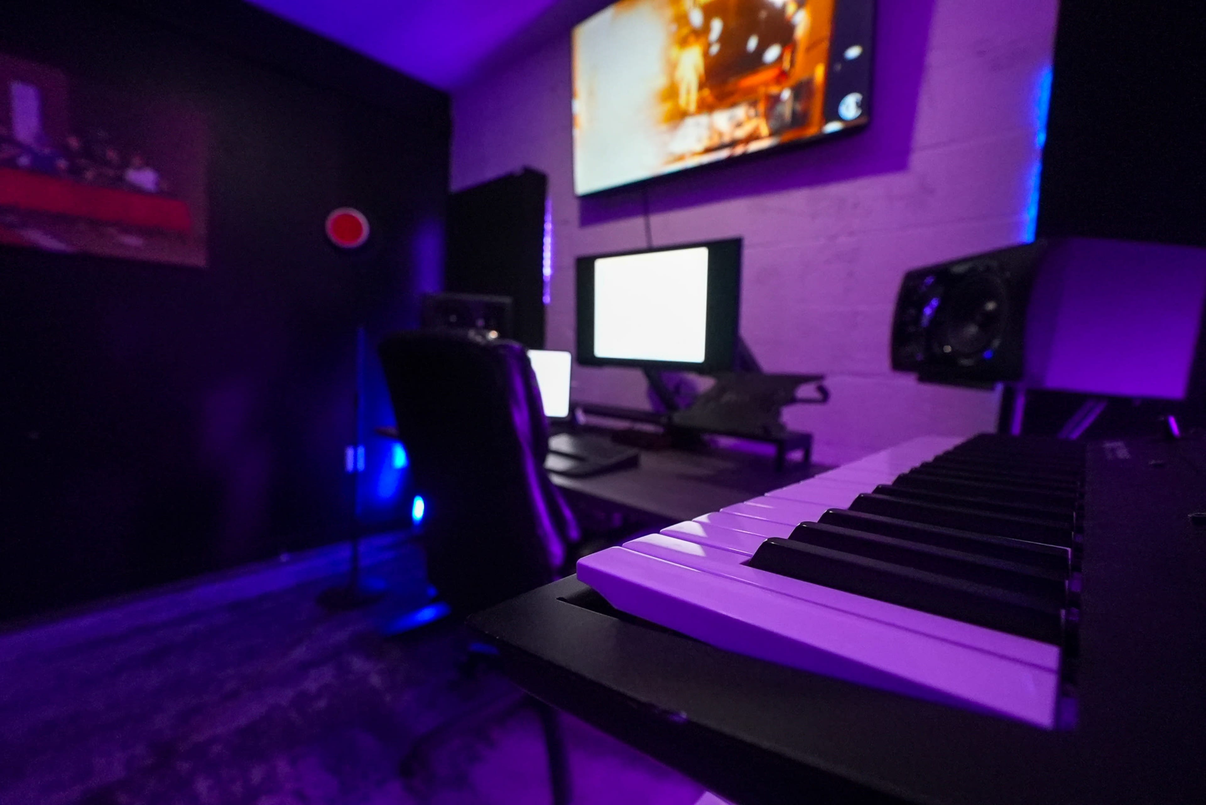 "NEW" Fully Equipped Recording Studio located in the Dallas Image in Design District, Dallas, TX