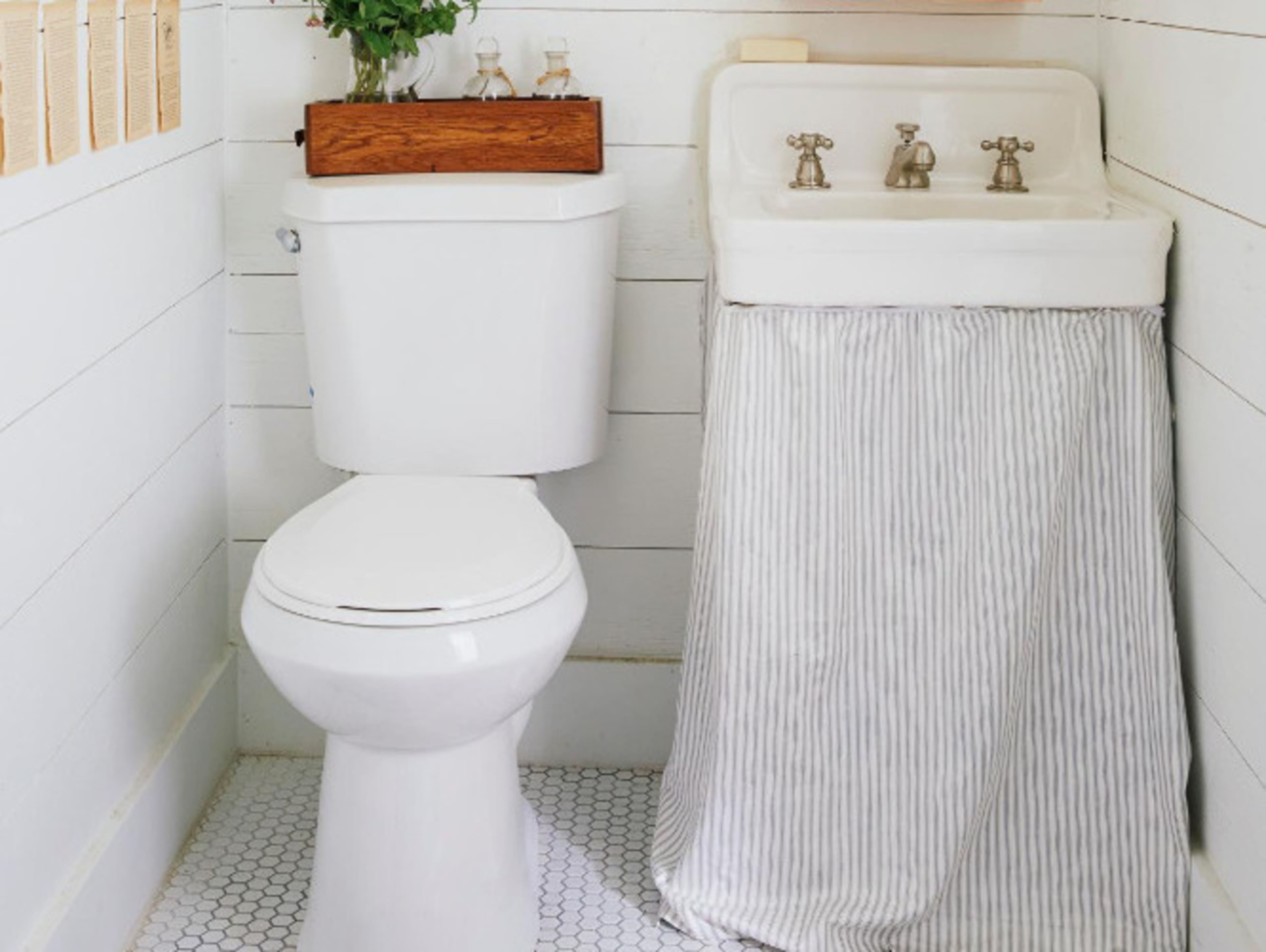 Access to House Bathroom (Events for < 50 People)
