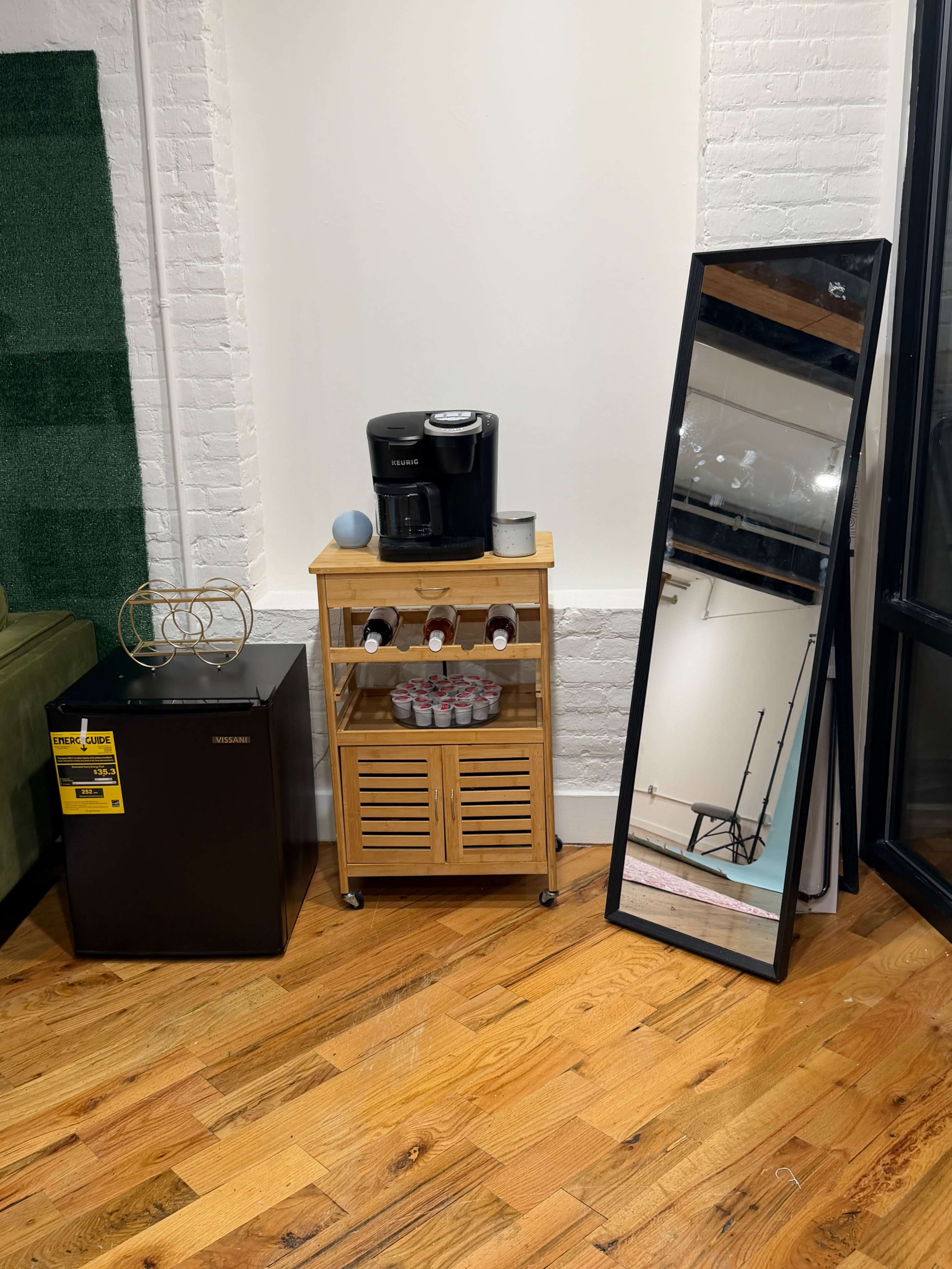 Spacious DUMBO Creative Loft Studio Image in Vinegar Hill, Brooklyn, NY