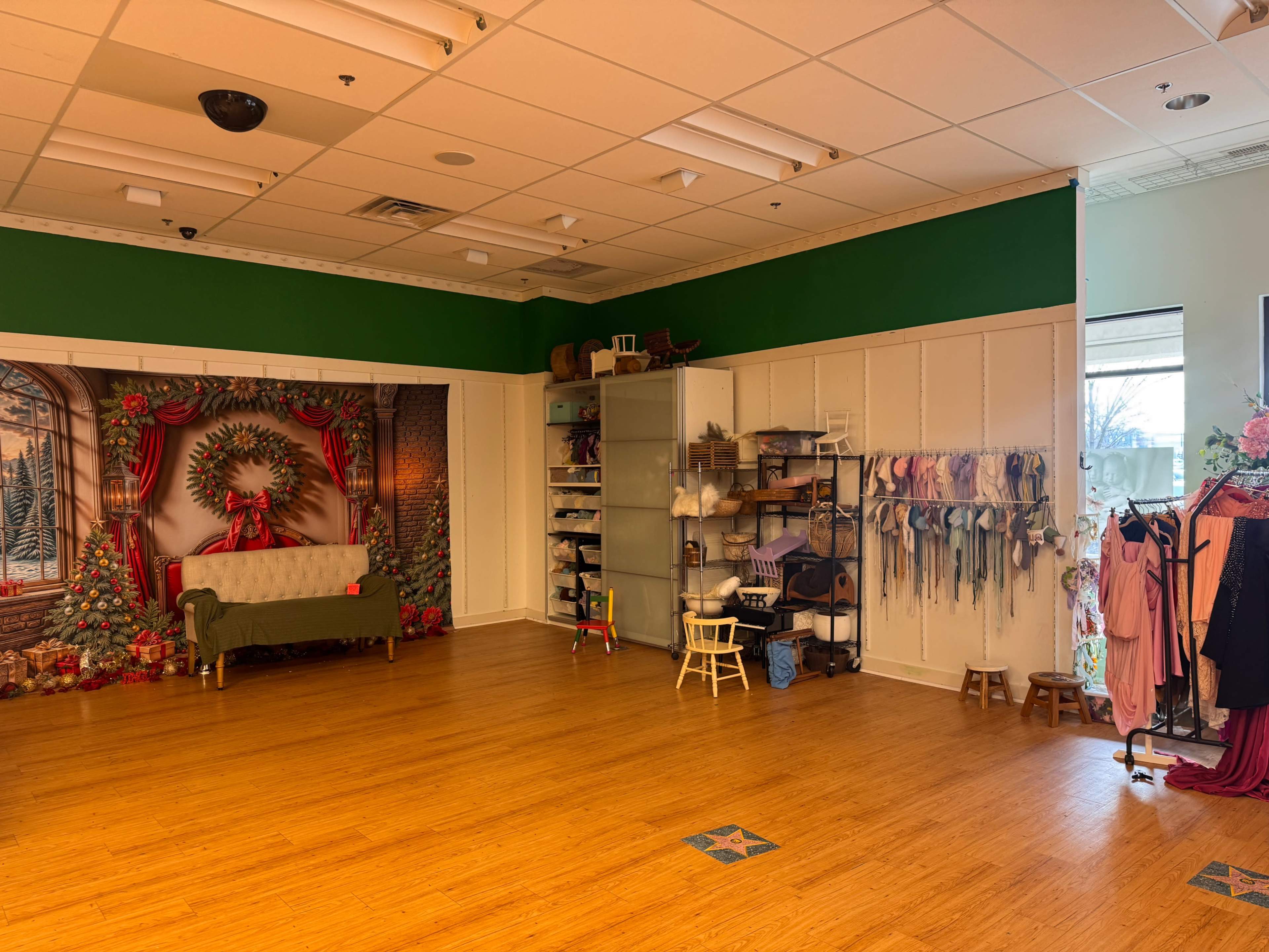 Professional Photo studio Image in Upper Moreland Township, Willow Grove, PA