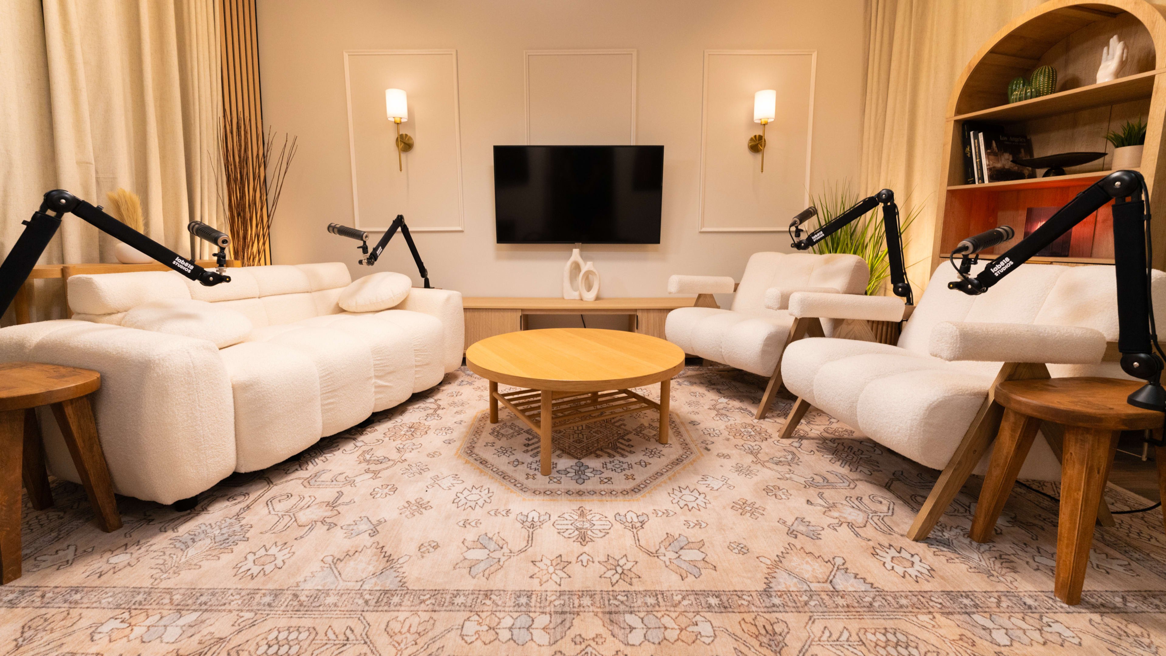 Modern & Aesthetic Podcast Studio w/ Pro Equipment Image in North Hollywood, North Hollywood, CA