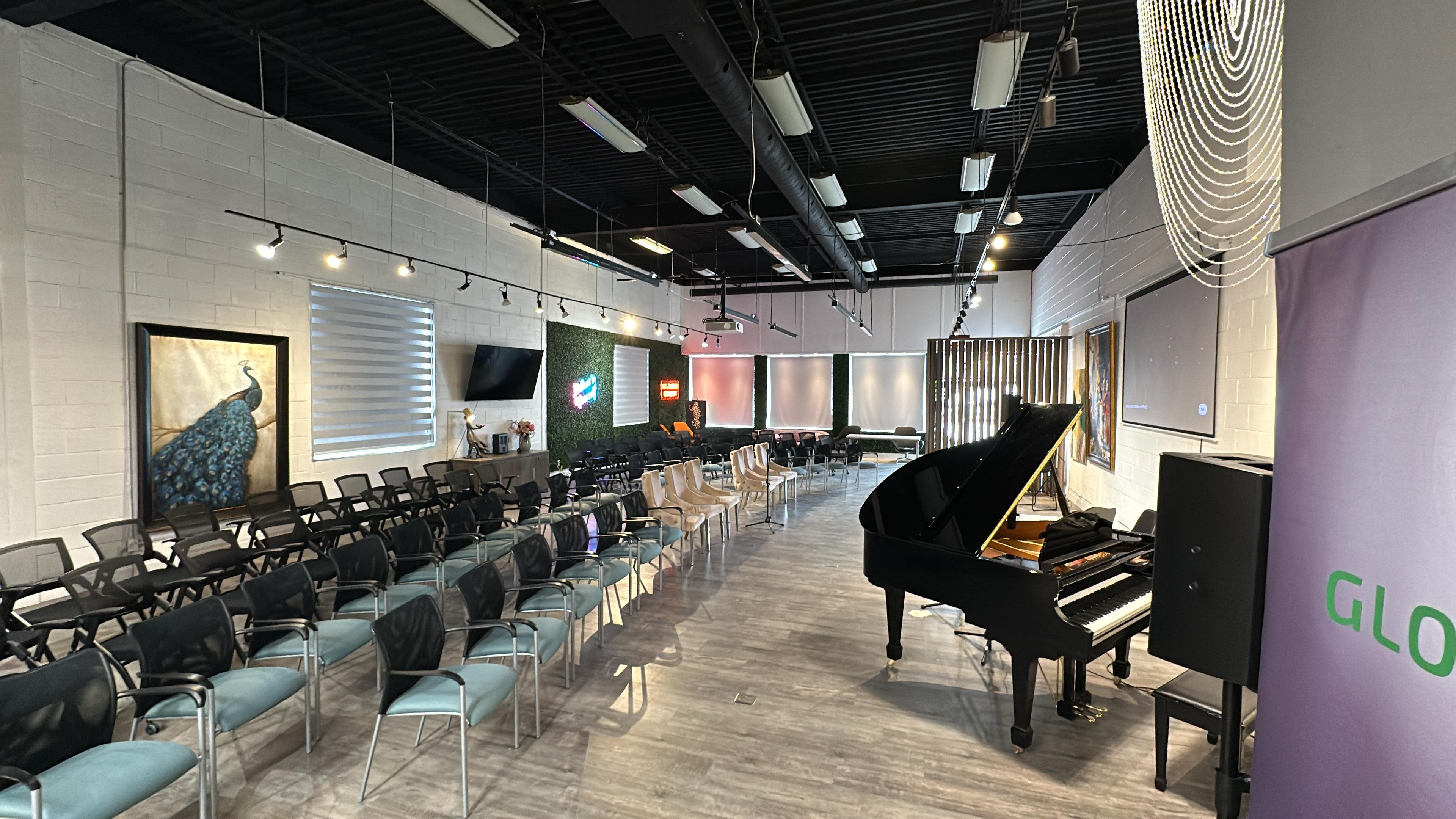 Downtown Industrial Loft for Events & Business Gatherings Image in Thornhill, thornhill, ON