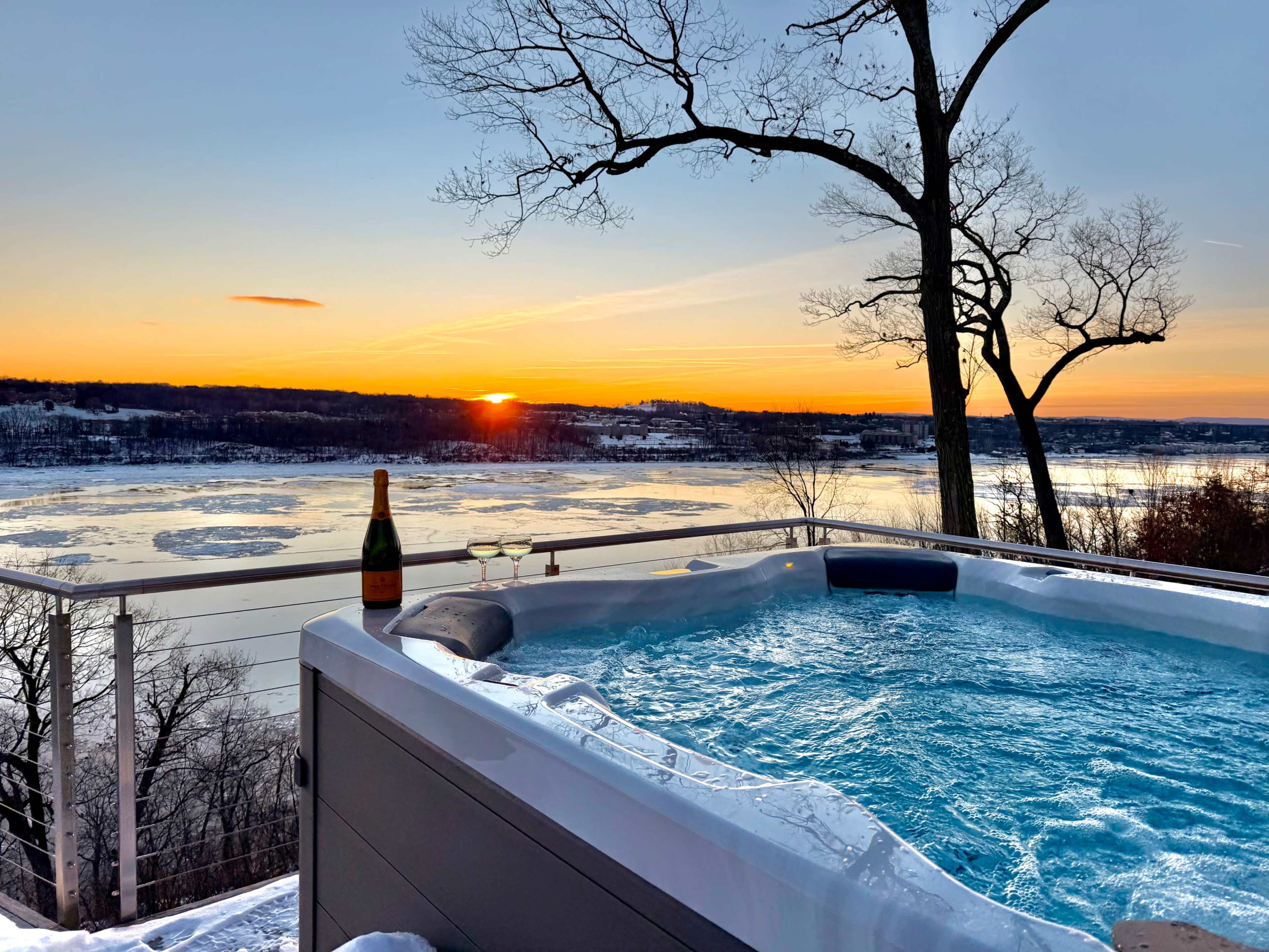 Hudson Valley River House • Stargaze & Sun Views! Image in Lloyd, Highland, NY