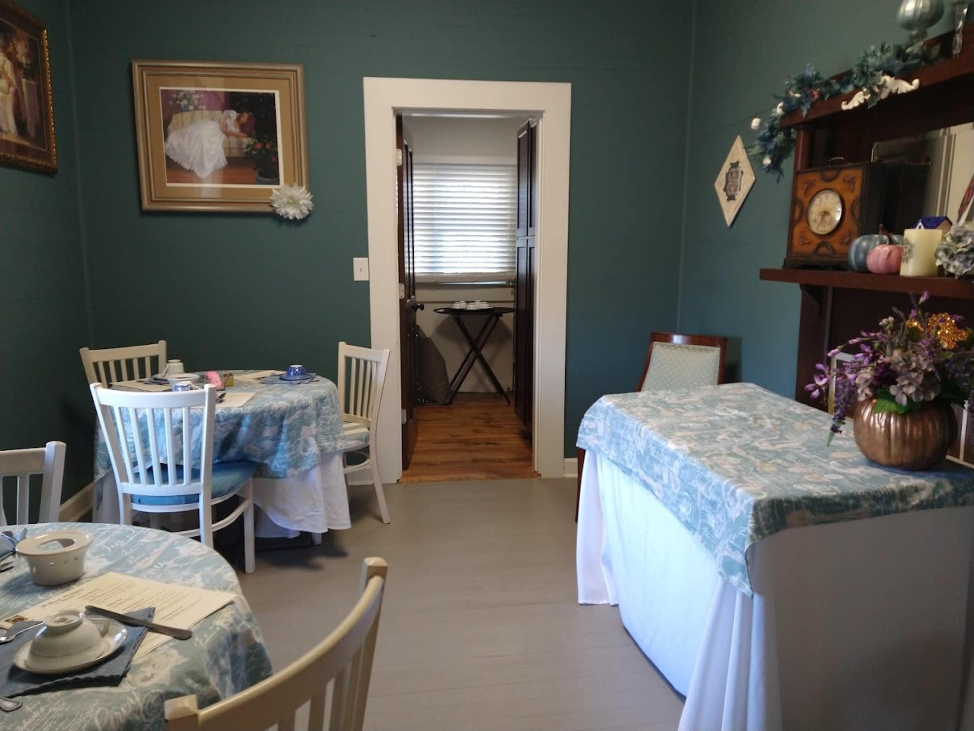 Historic Home on 5 Acre Estate Image in , Ball Ground, GA