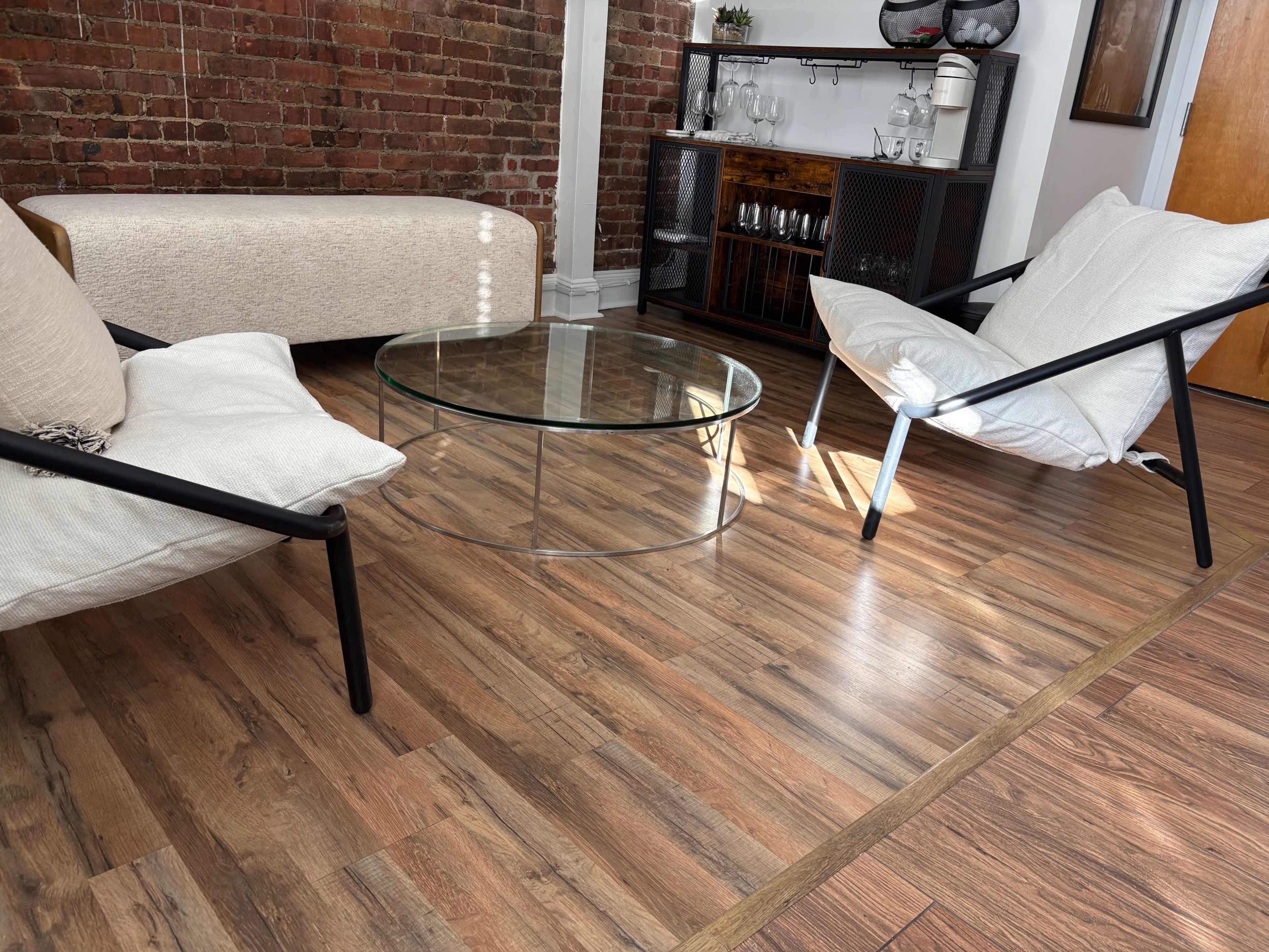 Downtown Red Bank, Broad Streed, Loft Style, 2nd floor, industrial Image in Red Bank, Red Bank, NJ