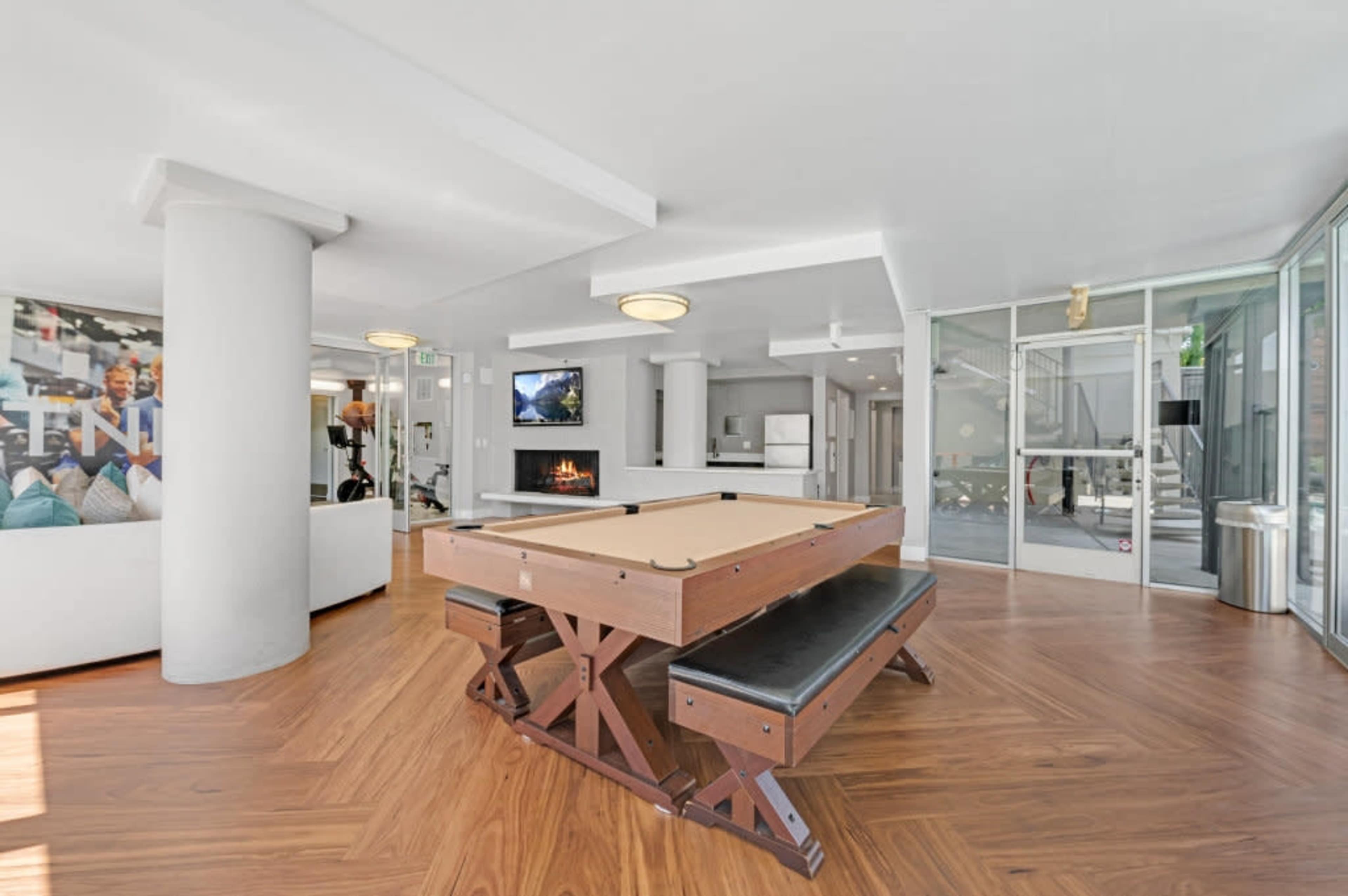 Chic Lounge in San Mateo Image in Beresford Park, San Mateo, CA