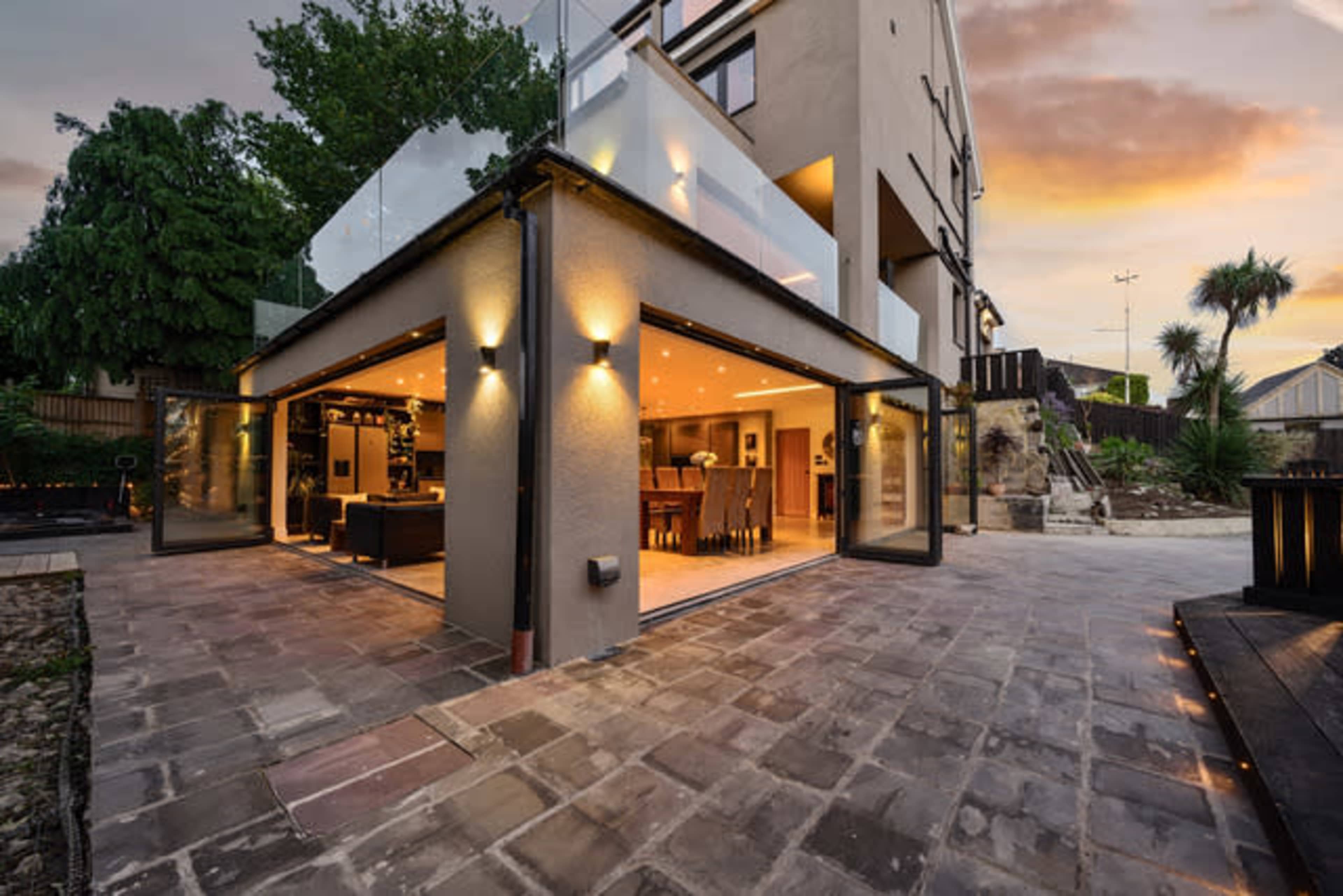 Luxury Multi-Level London Loft for Photo & Film Shoots Image in Belvedere, London, ENG