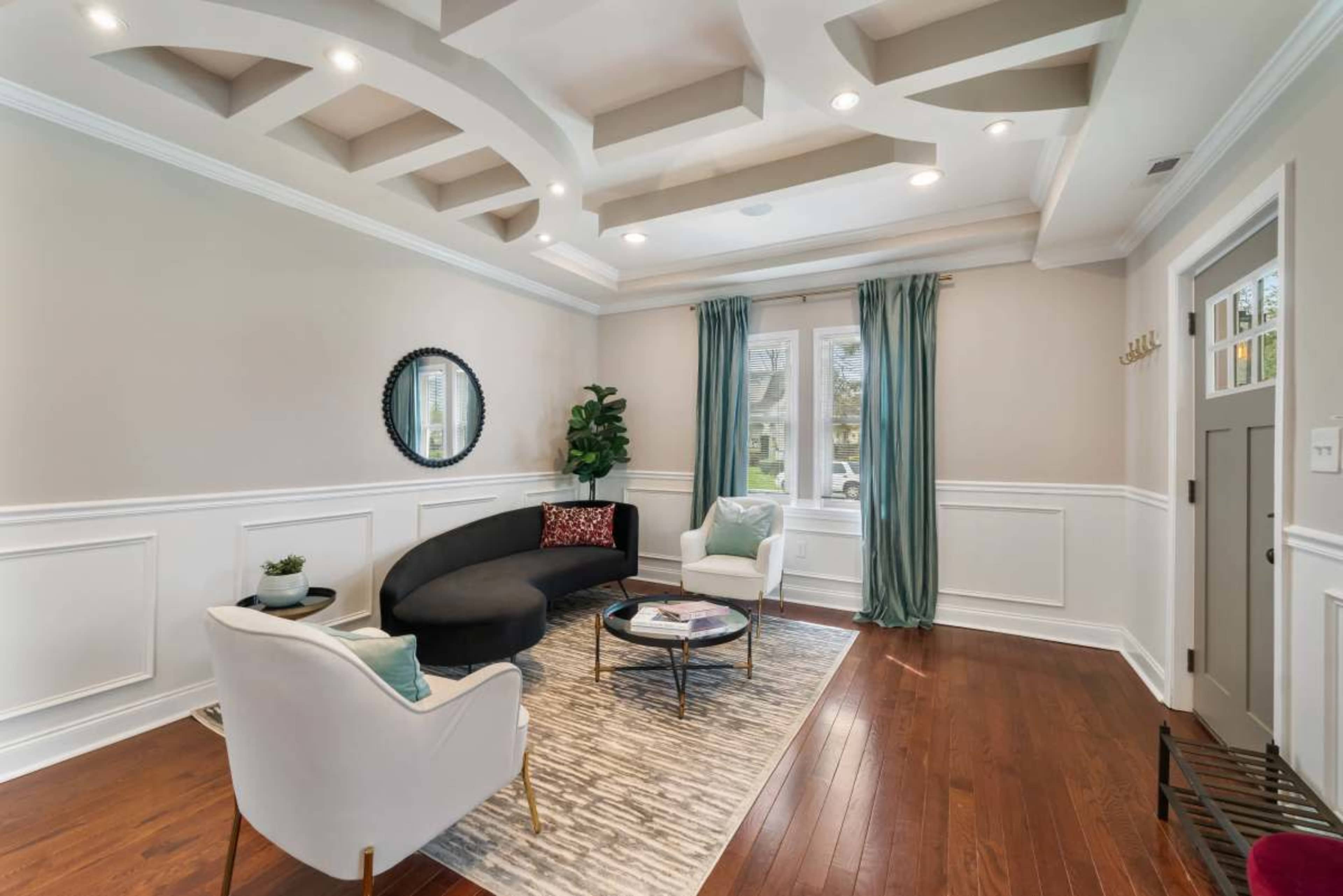 Stunning 7BR Lux House in Baltimore Image in West Arlington, Baltimore, MD