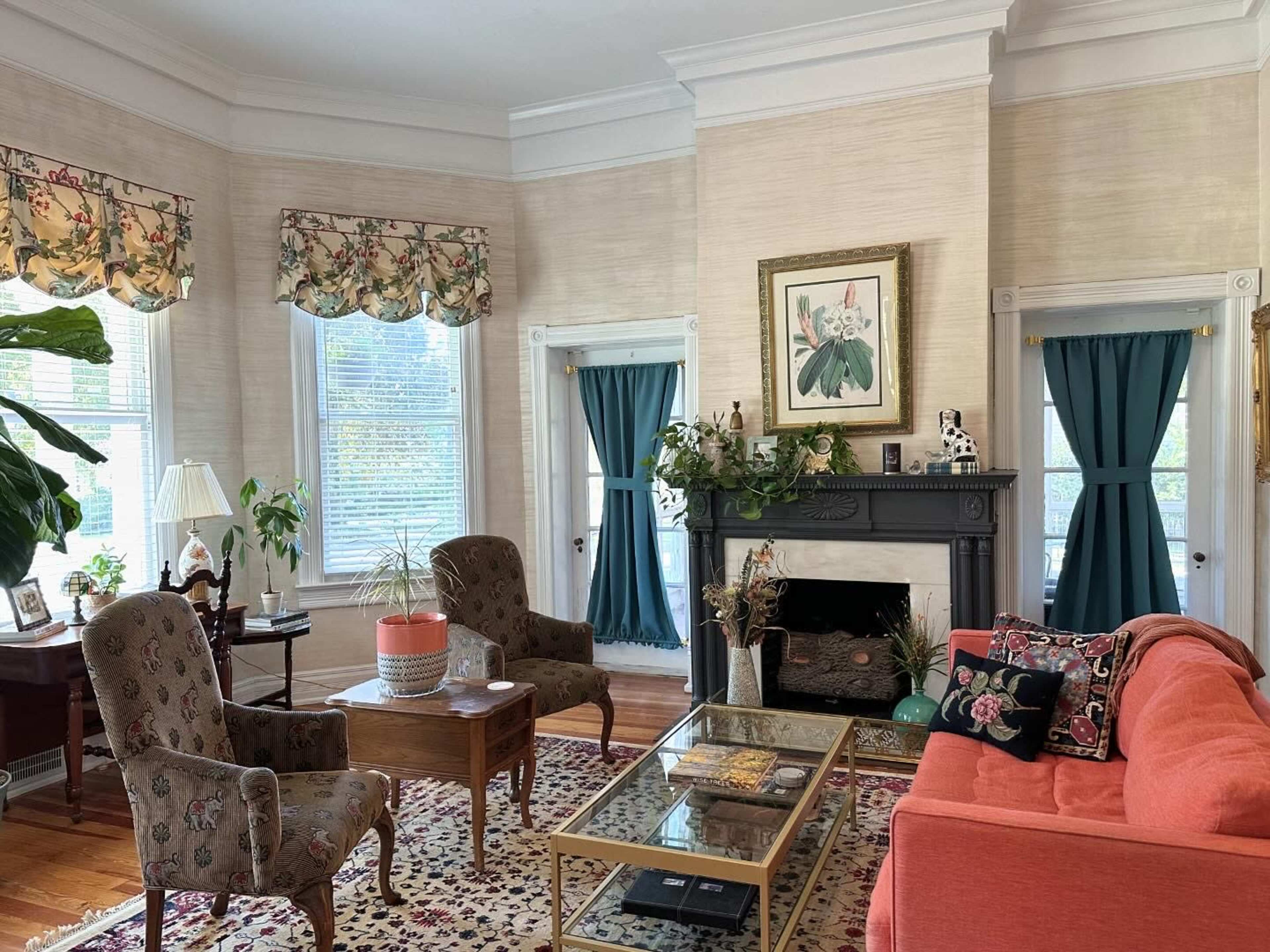Bold Victorian Mansion in Charming Small Town Image in Montezuma, Montezuma, GA