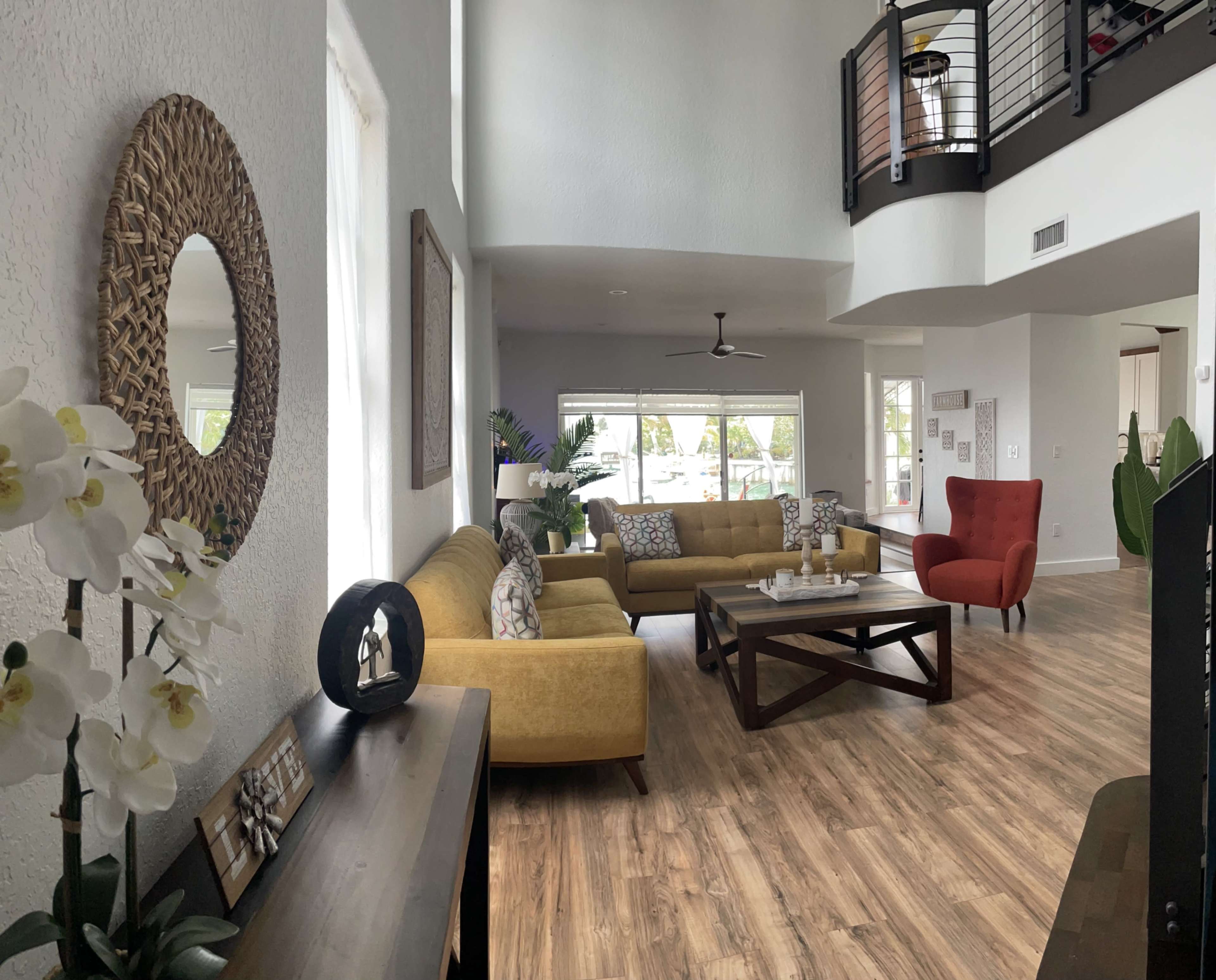 Beautiful Lake House Image in West End, Miami, FL