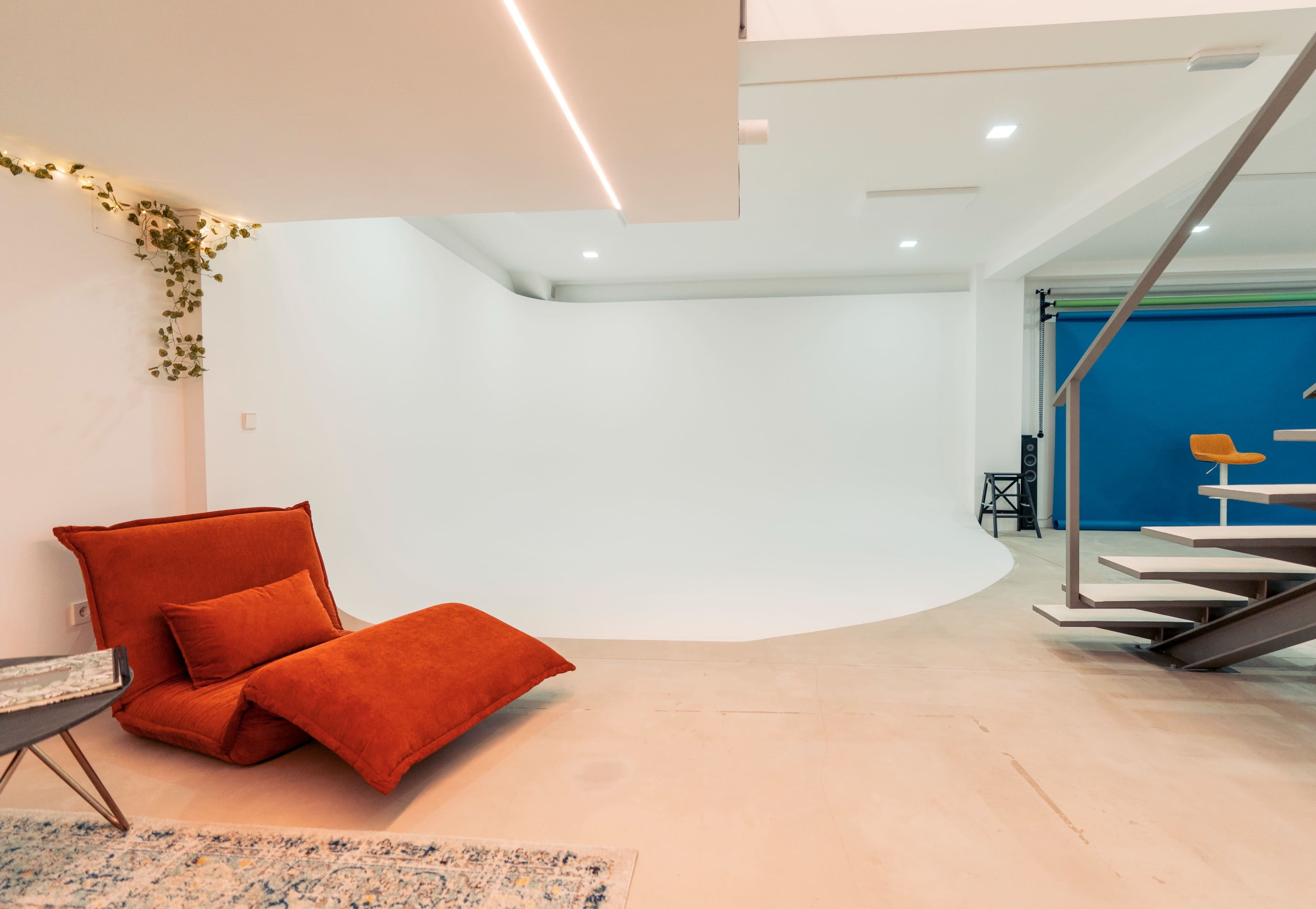 Espacio Creativo Exclusivo Para Fotografía, Vídeo Y Eventos en Alto De Extremadura (Madrid) Image in Puerta del Ángel, Madrid, M