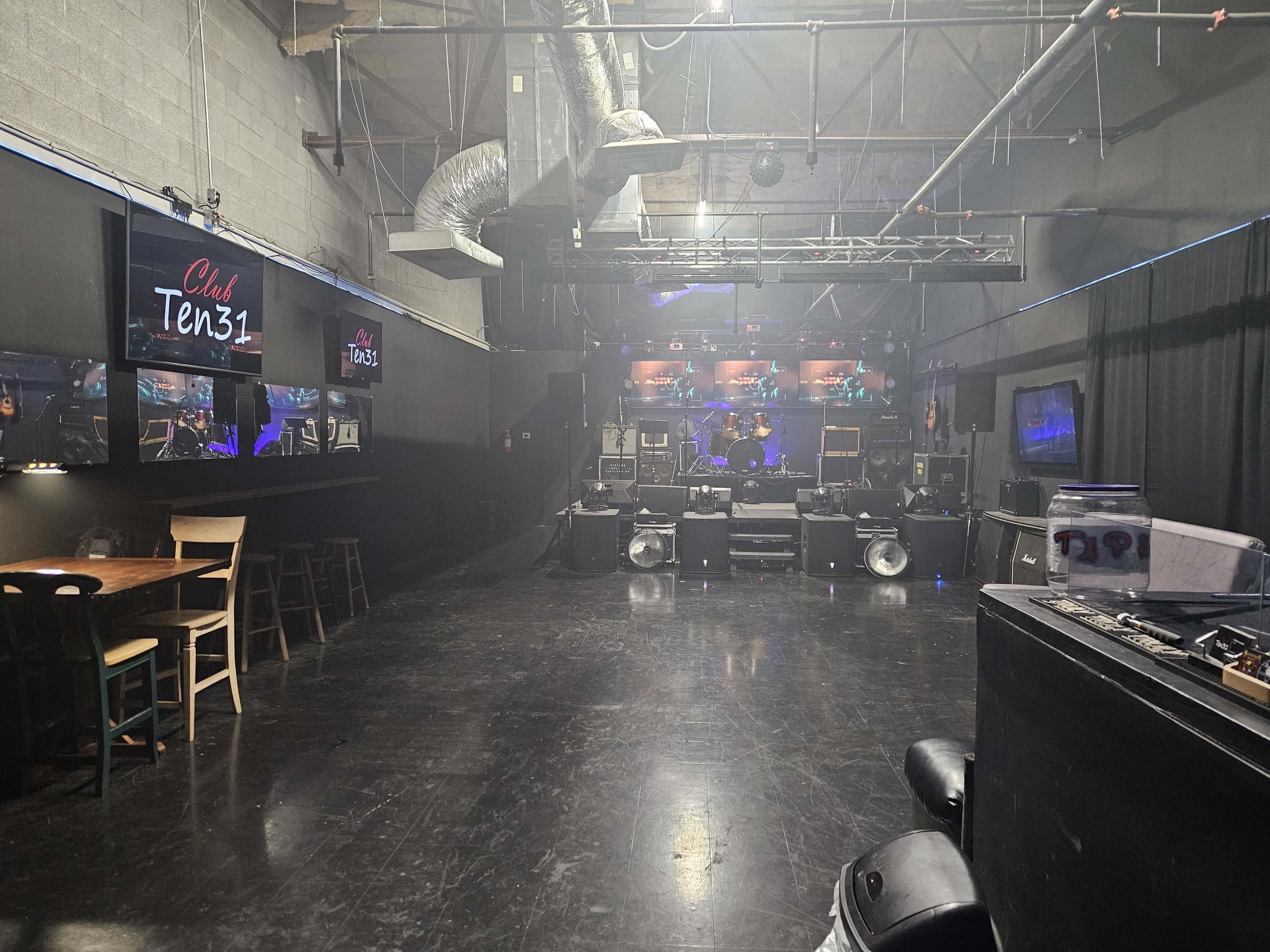 Unique space available for a variety of events including live music performances, meetings, adult game night, private parties, dancing, etc. Full sound system and light show. Image in Signal Butte Ranch, Apache junction, AZ