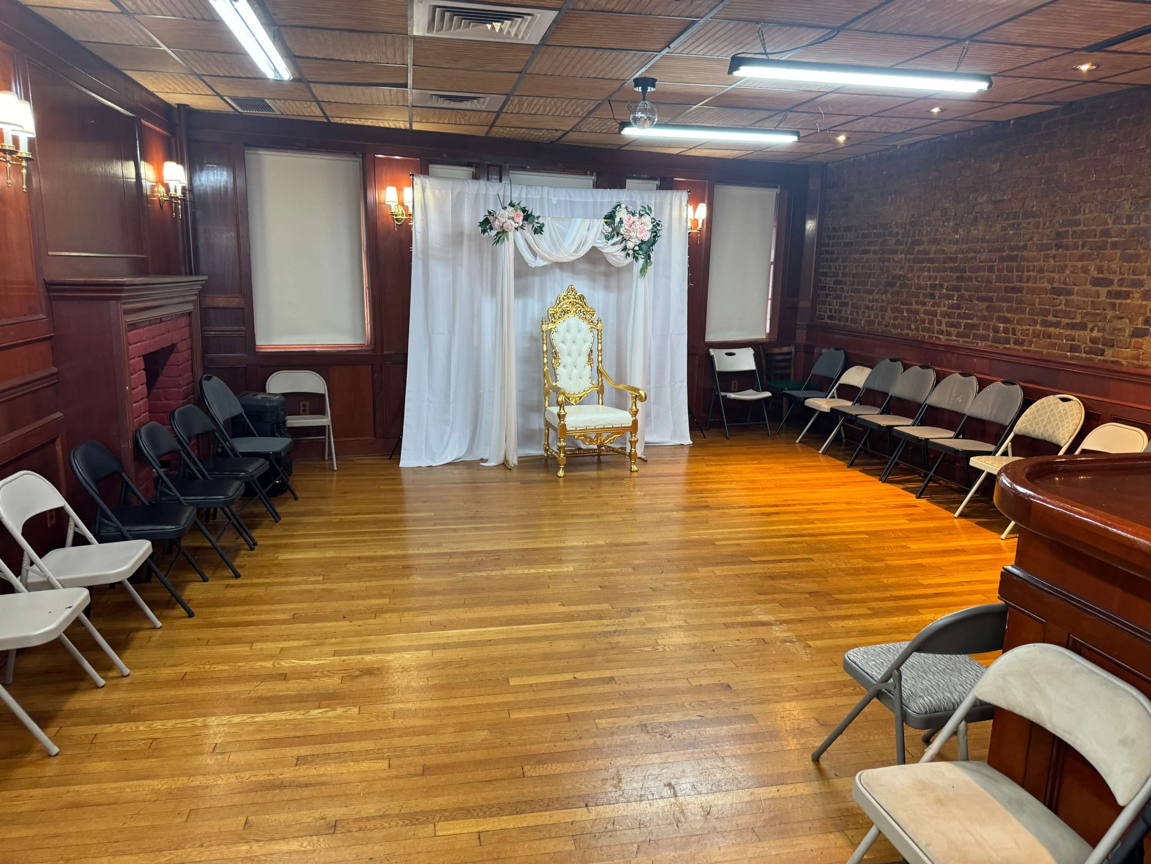 The Ridge Room, Bay Ridge, Family Friendly, pet Friendly, and BYOB Image in Bay Ridge, Brooklyn, NY