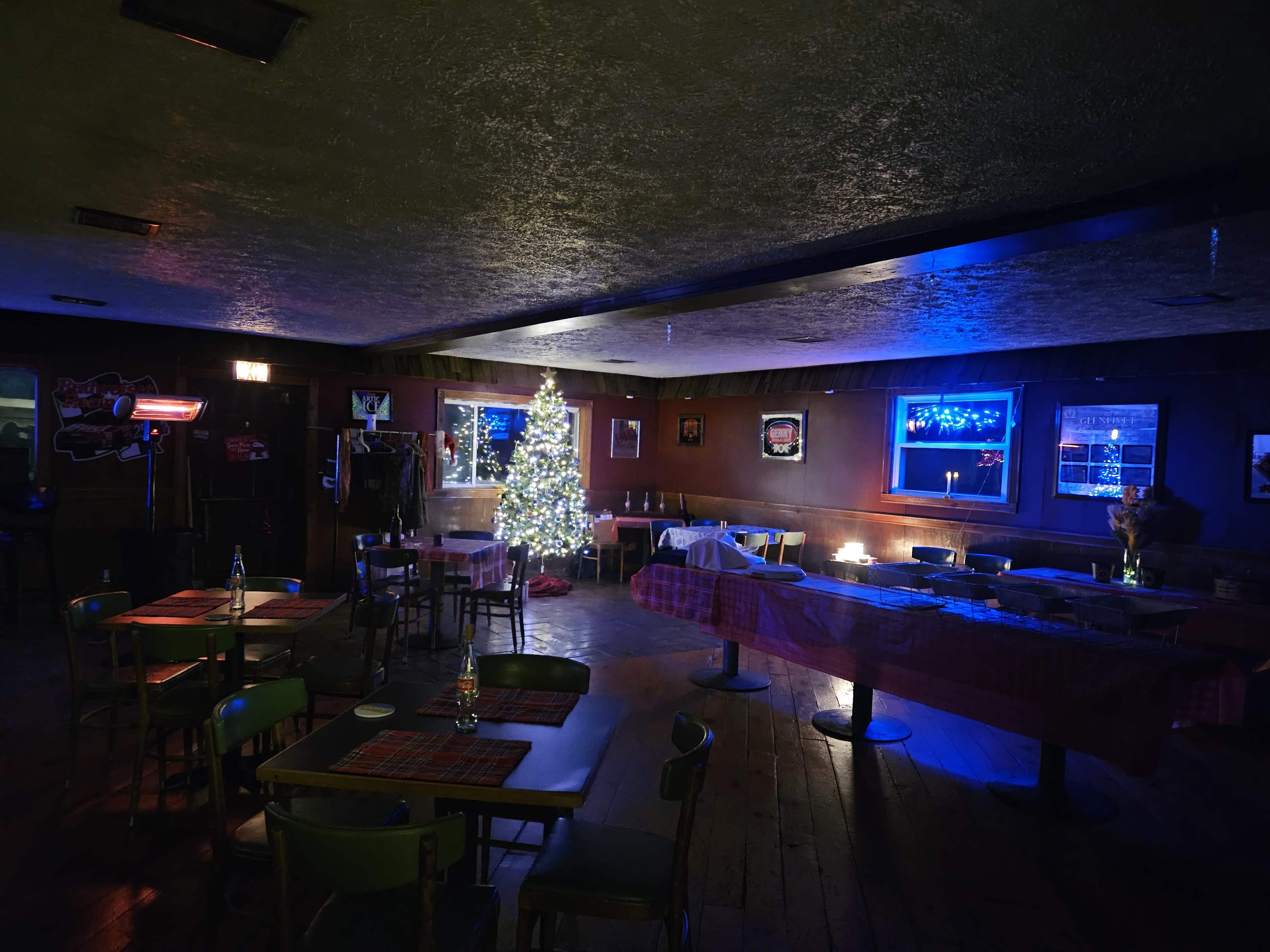 Bar restaurant in country Image in Gainesville, Silversprings, NY