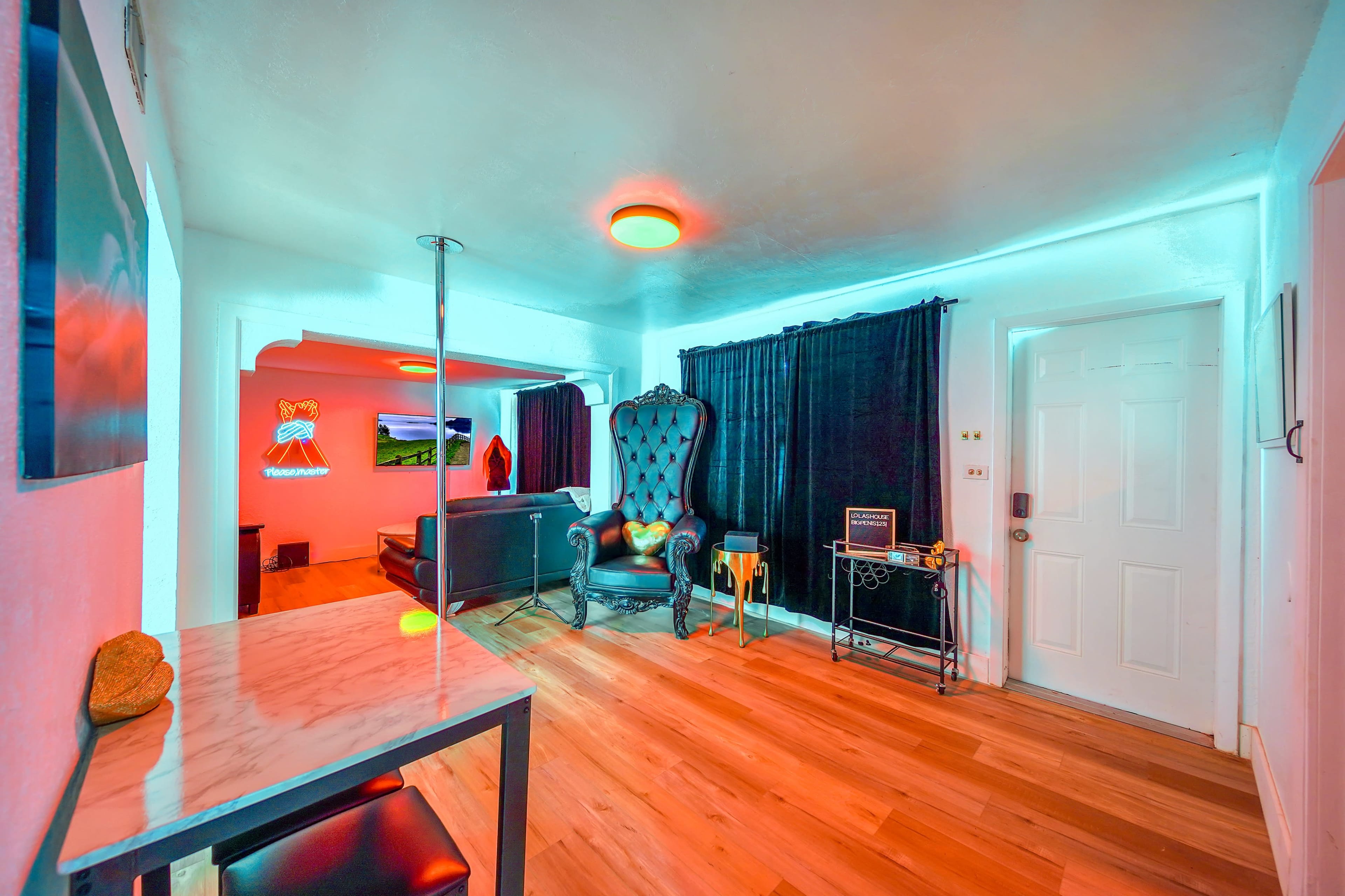 Lola's House: Unique Erotic Stay Image in 441 Corridor, Hollywood, CA