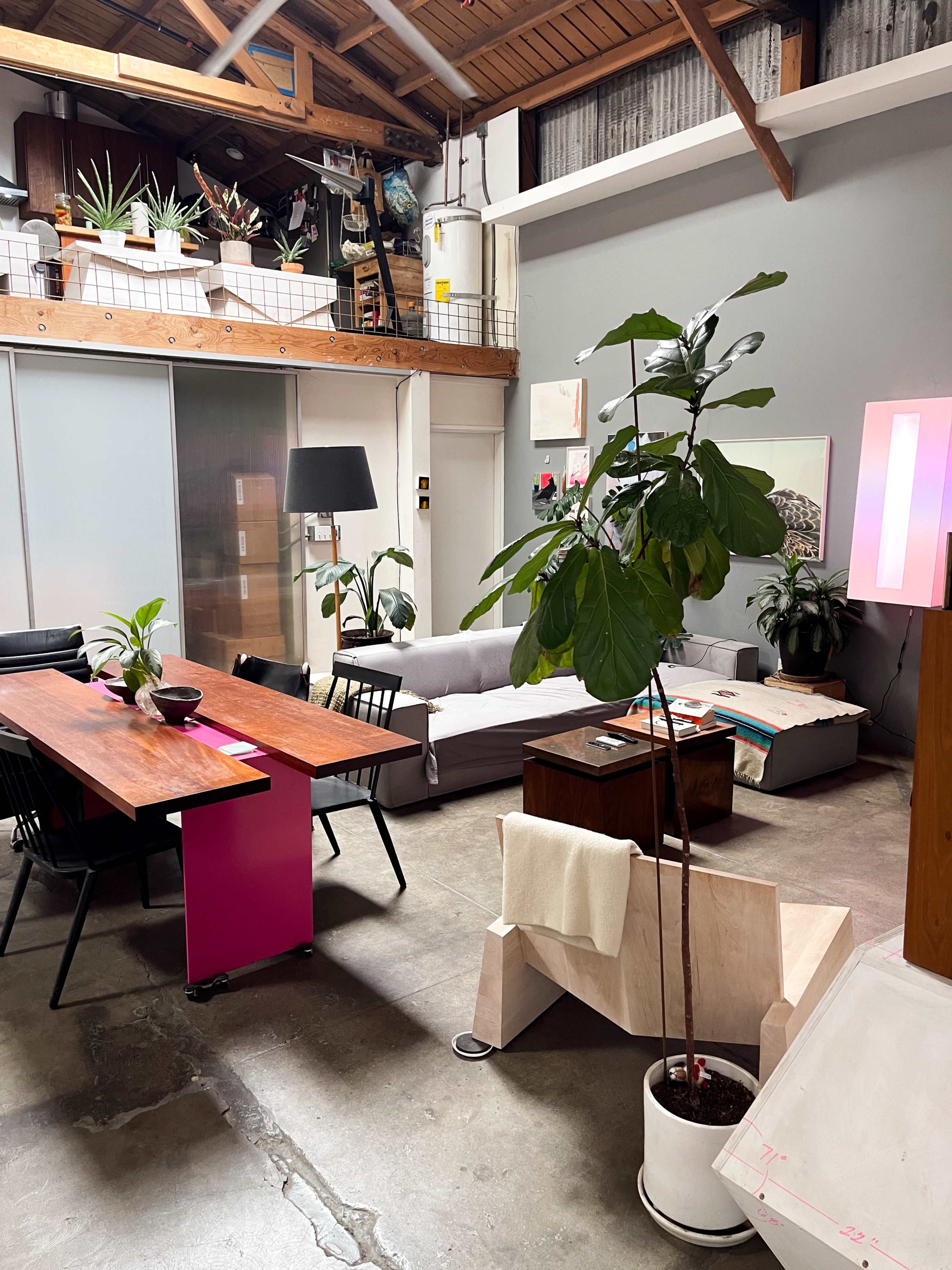 Arts Dist Vibrant Ground Floor Warehouse 1100 sqft+ Image in Central LA, Los Angeles, CA