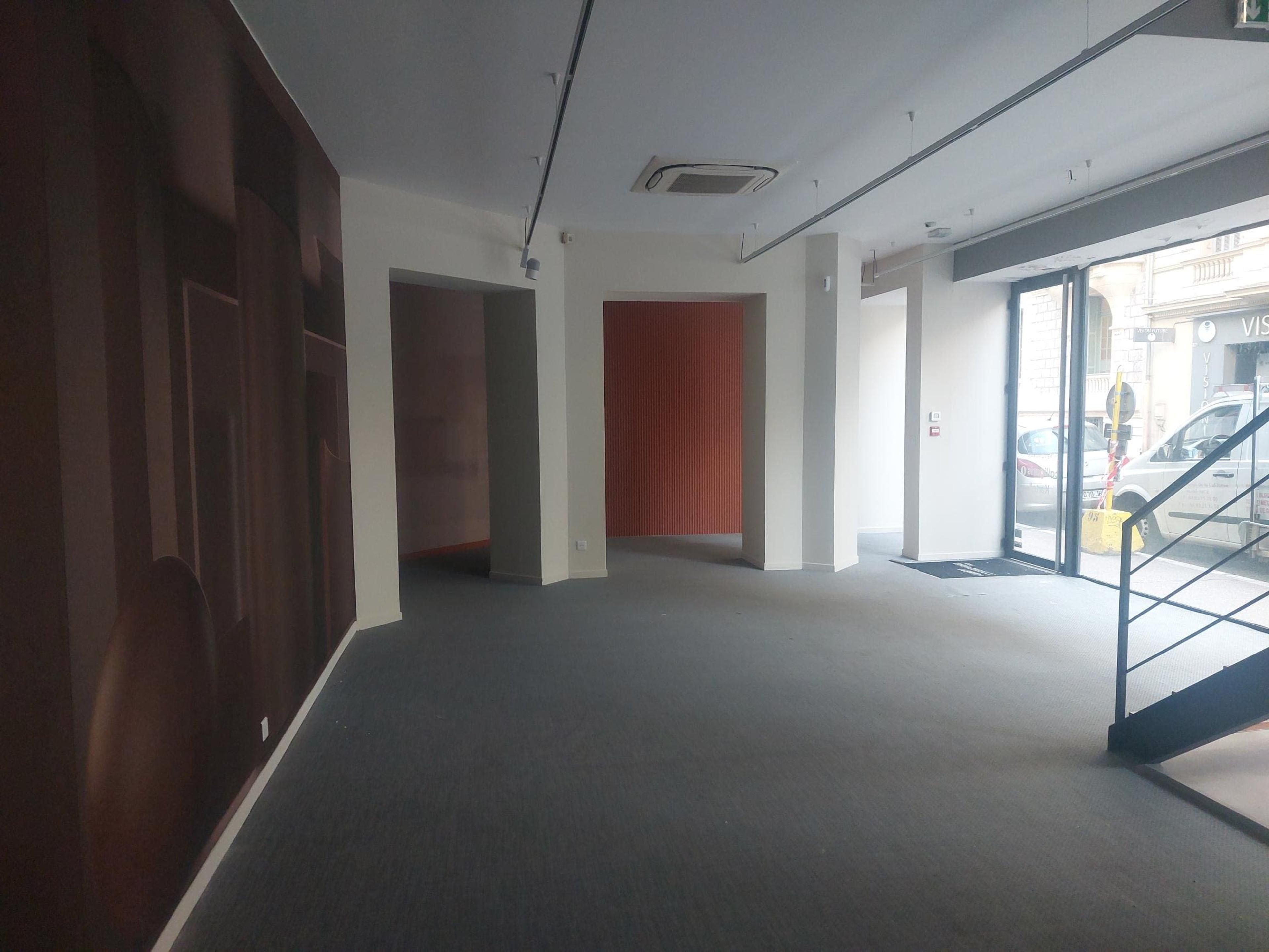 Pop-up événementiel – Store éphémère 158 m² – Emplacement n°1, Promenade des Anglais Image in Promenade des Anglais, Nice