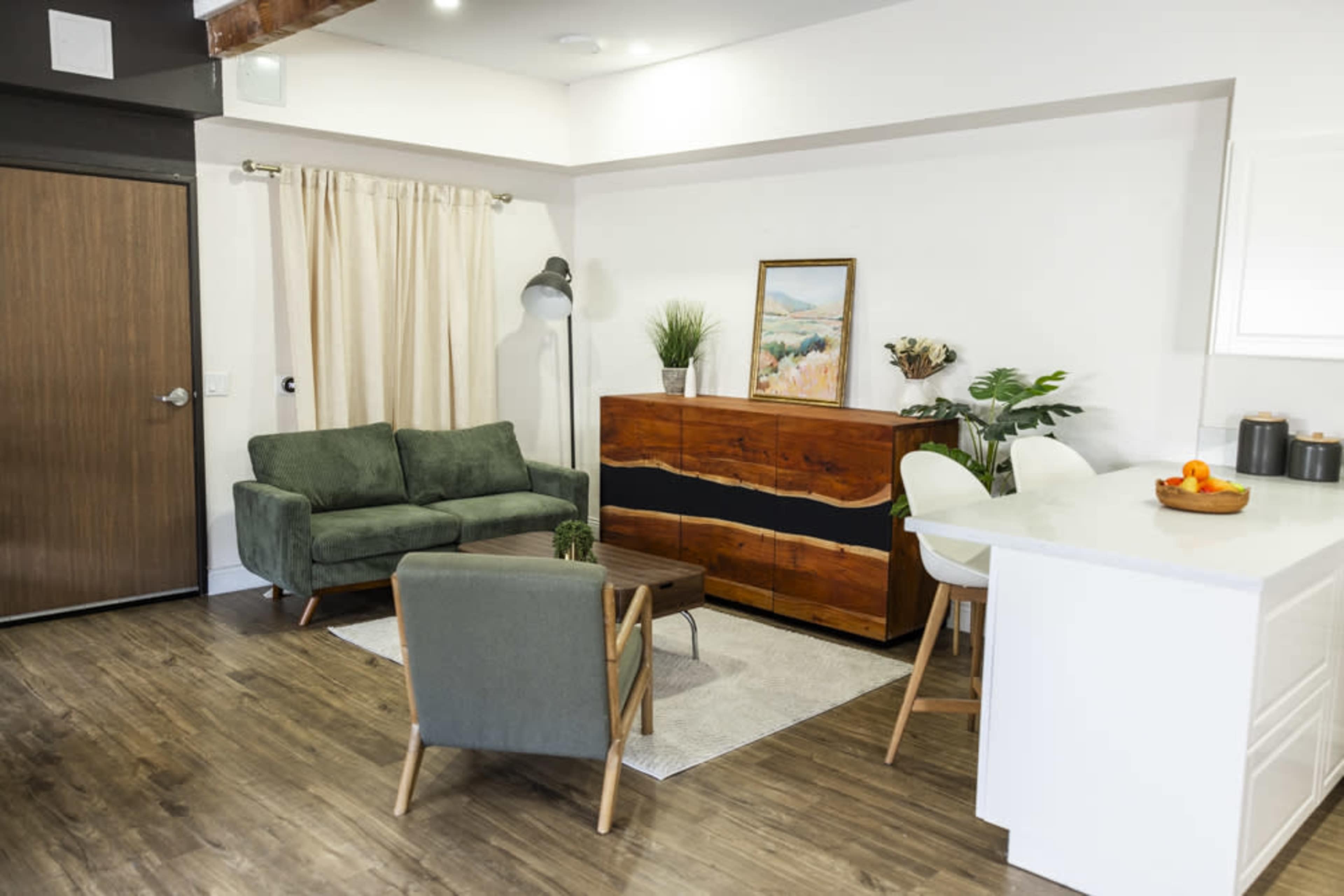 Bright Modern Loft w/ Full Kitchen Set + Paper Backdrops – Perfect for Photo & Video Shoots Image in Kearny Mesa, San Diego, CA