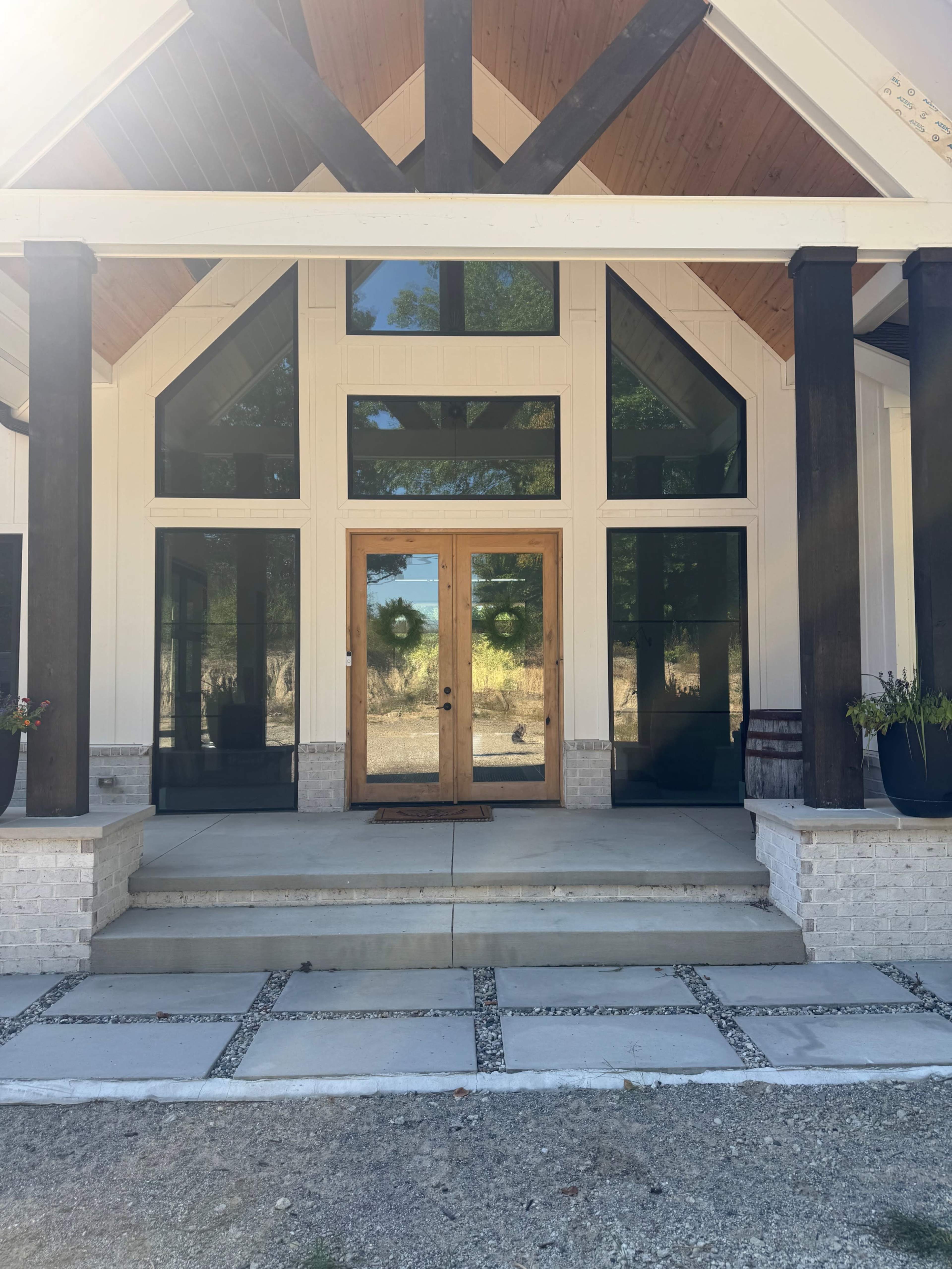 Private Luxury Estate w/ 25ft Ceilings, Natural Light, 8 car garage, 6 Acres + Many Rooms Image in Oakland Township, Oakland, MI