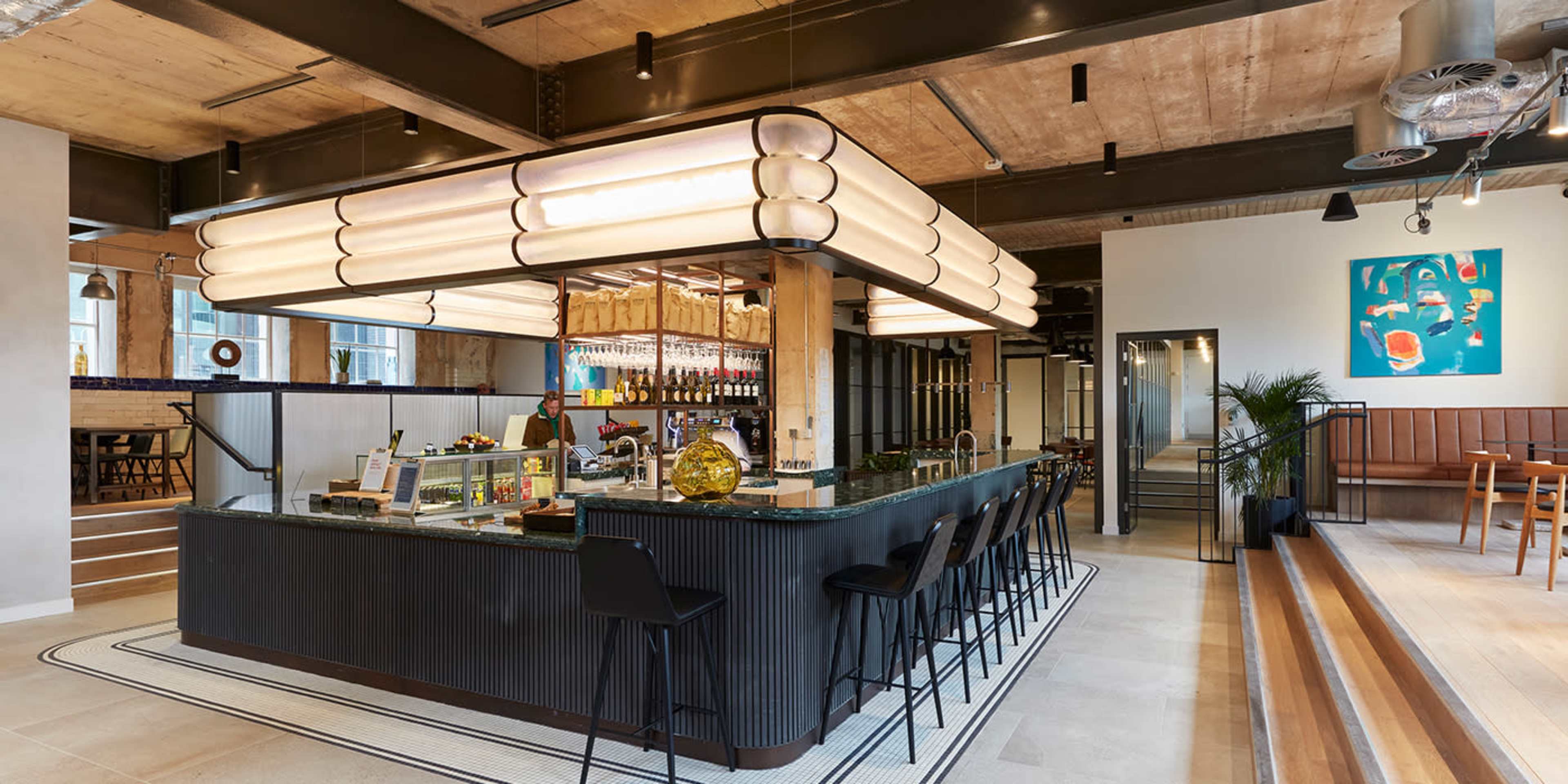 8 person meeting room Image in Redcliffe, Bristol, ENG