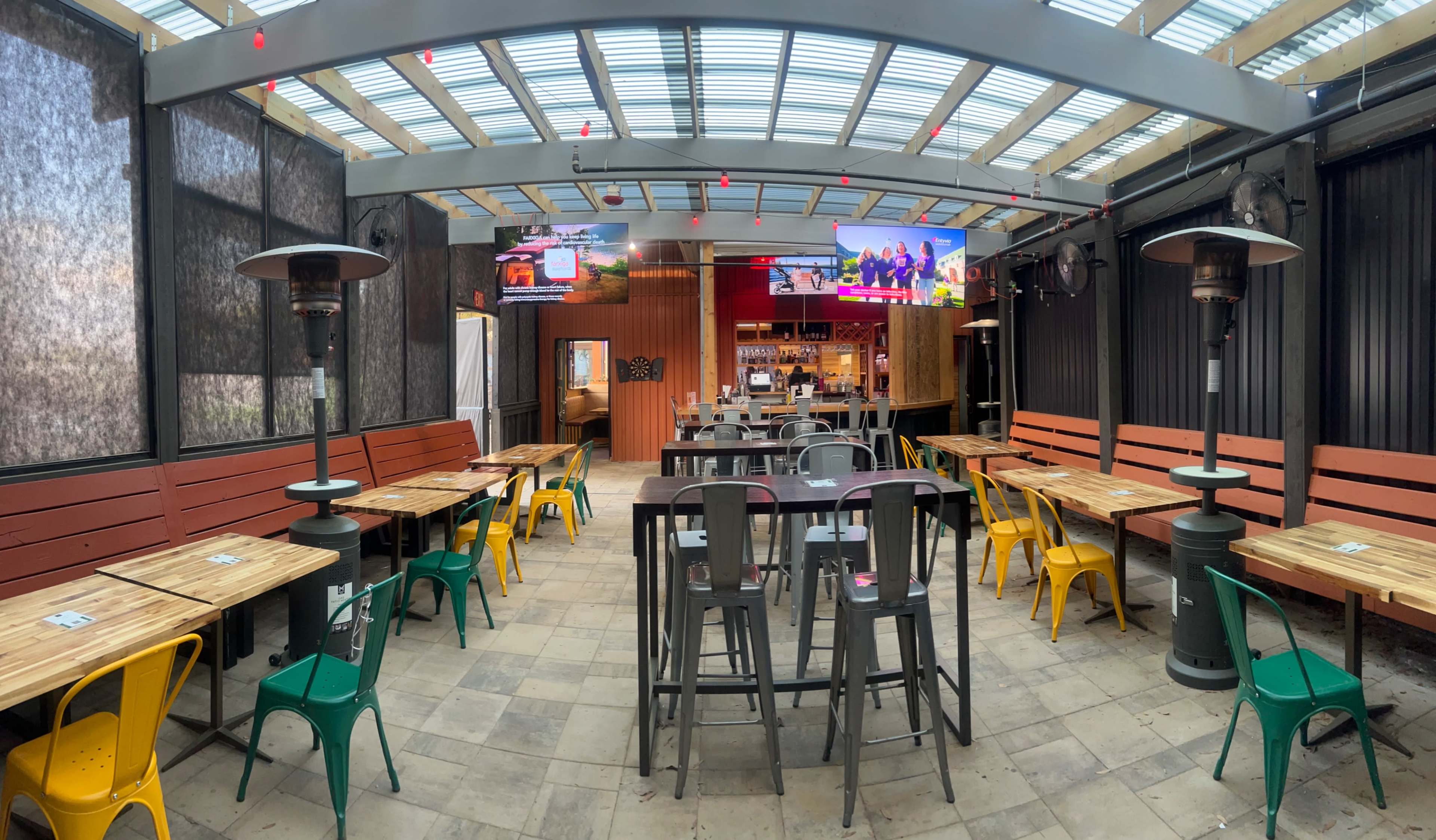 Large Restaurant and Bar with large patios and free parking Image in Avondale Estates, Avondale estates, GA