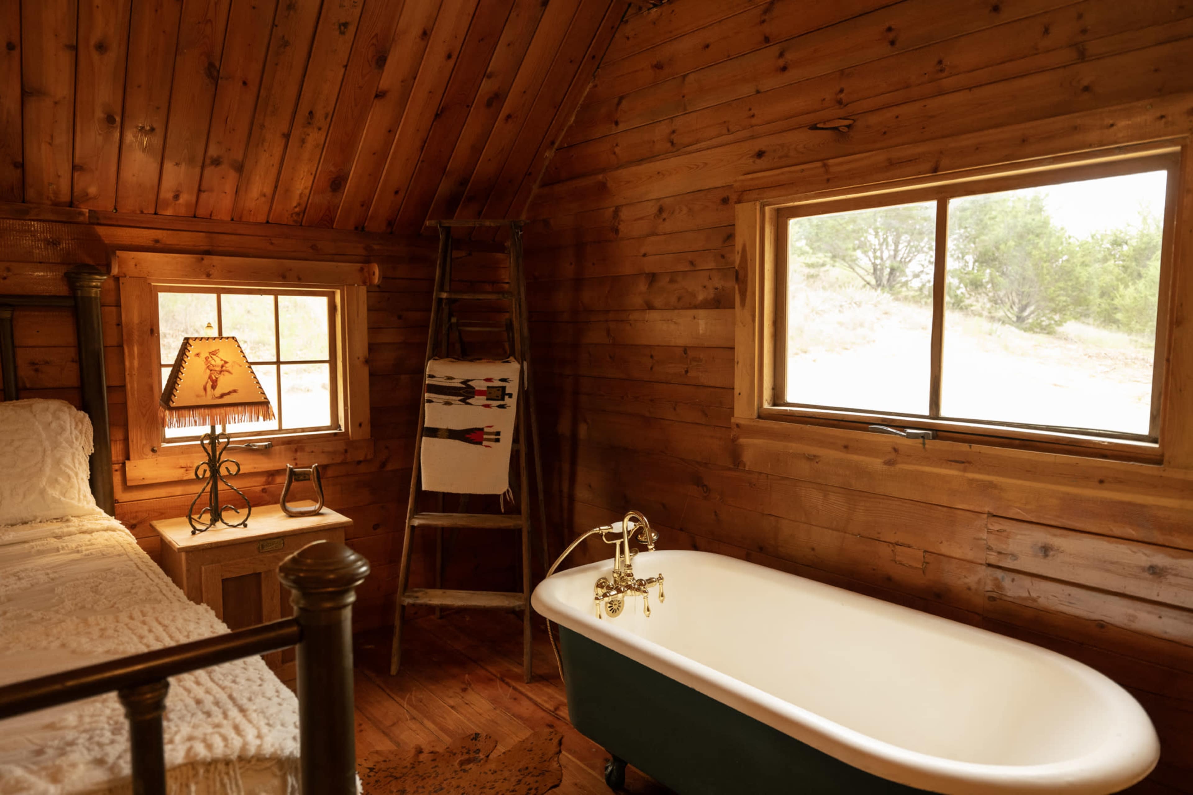 Little Artist Cabin in the Woods with Authentic Clawfoot tub Image in , Fort Worth, TX