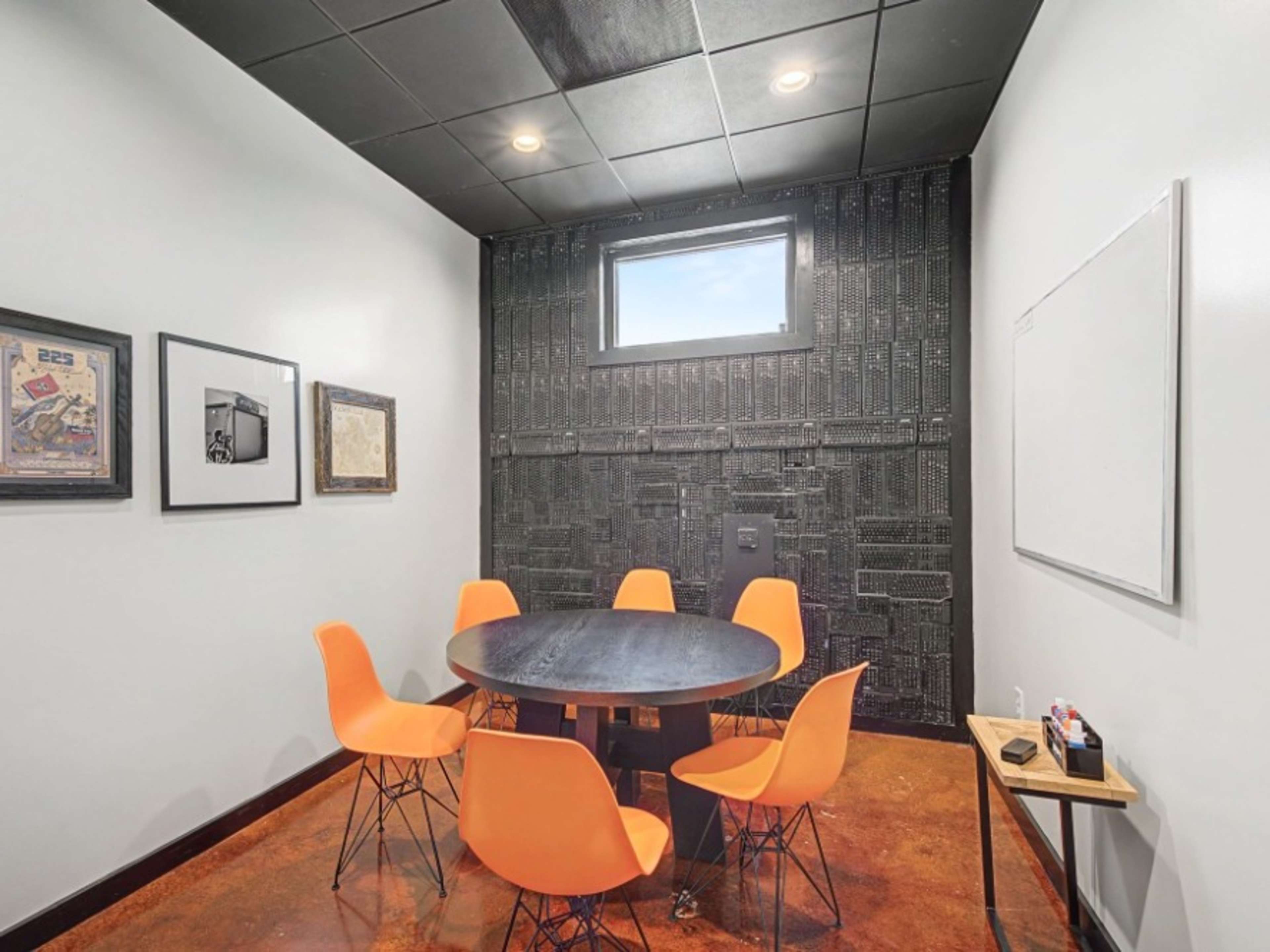 Private Meeting Room 