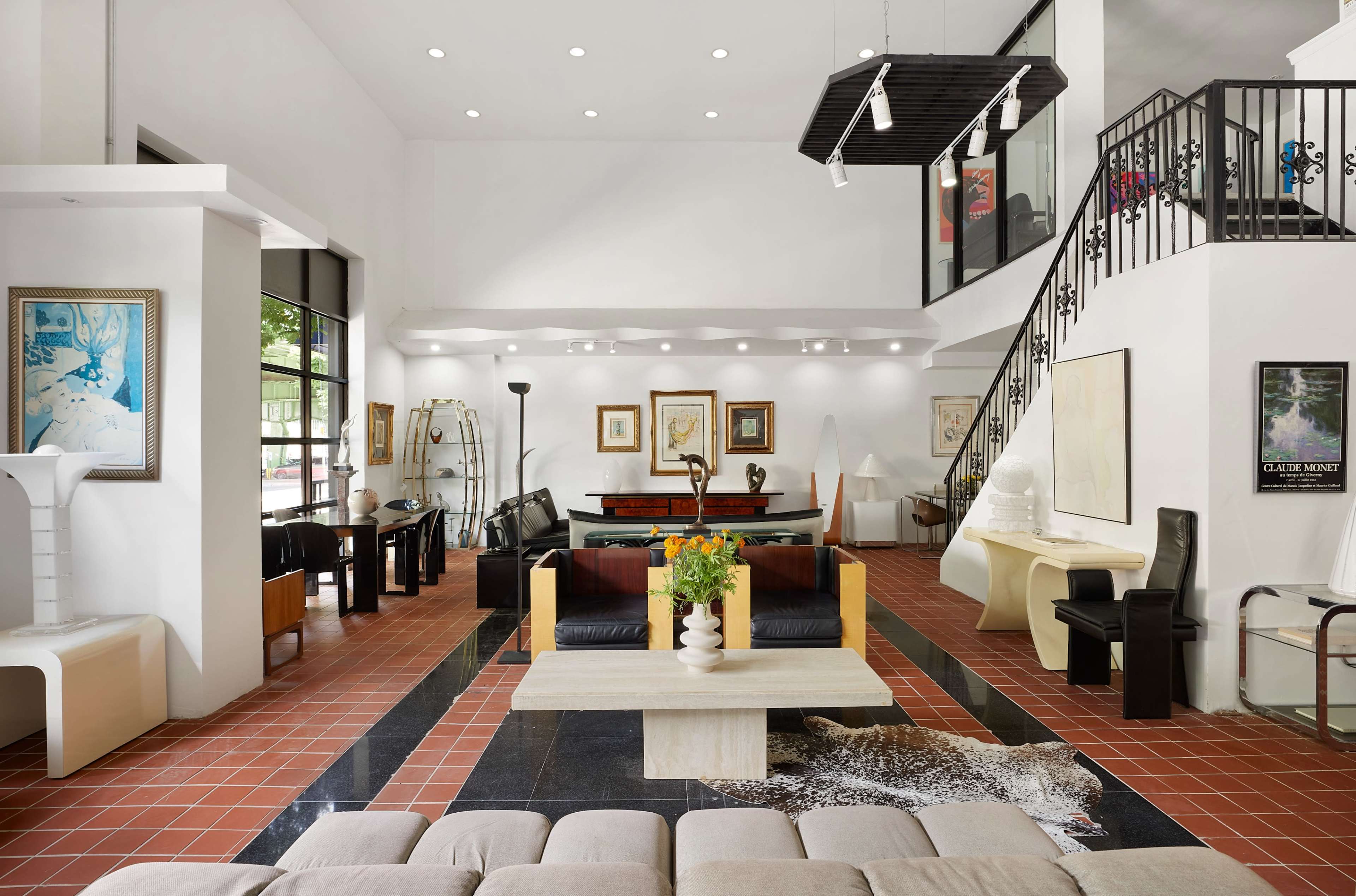 Two-Story, 3000 sqft, Large, Bright & Airy Art Gallery & Collectible Vintage Design Gallery in Brooklyn Image in Sunset Park, BROOKLYN, NY